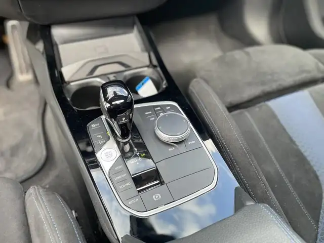 BMW 2 Series view 10