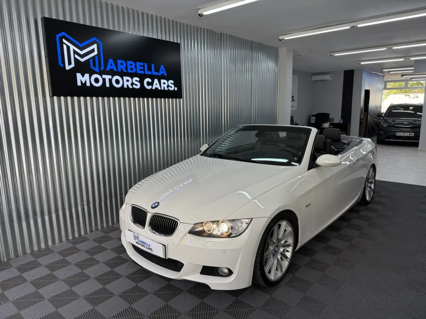 BMW 335 335i Cabrio Aut. Blanco - 1