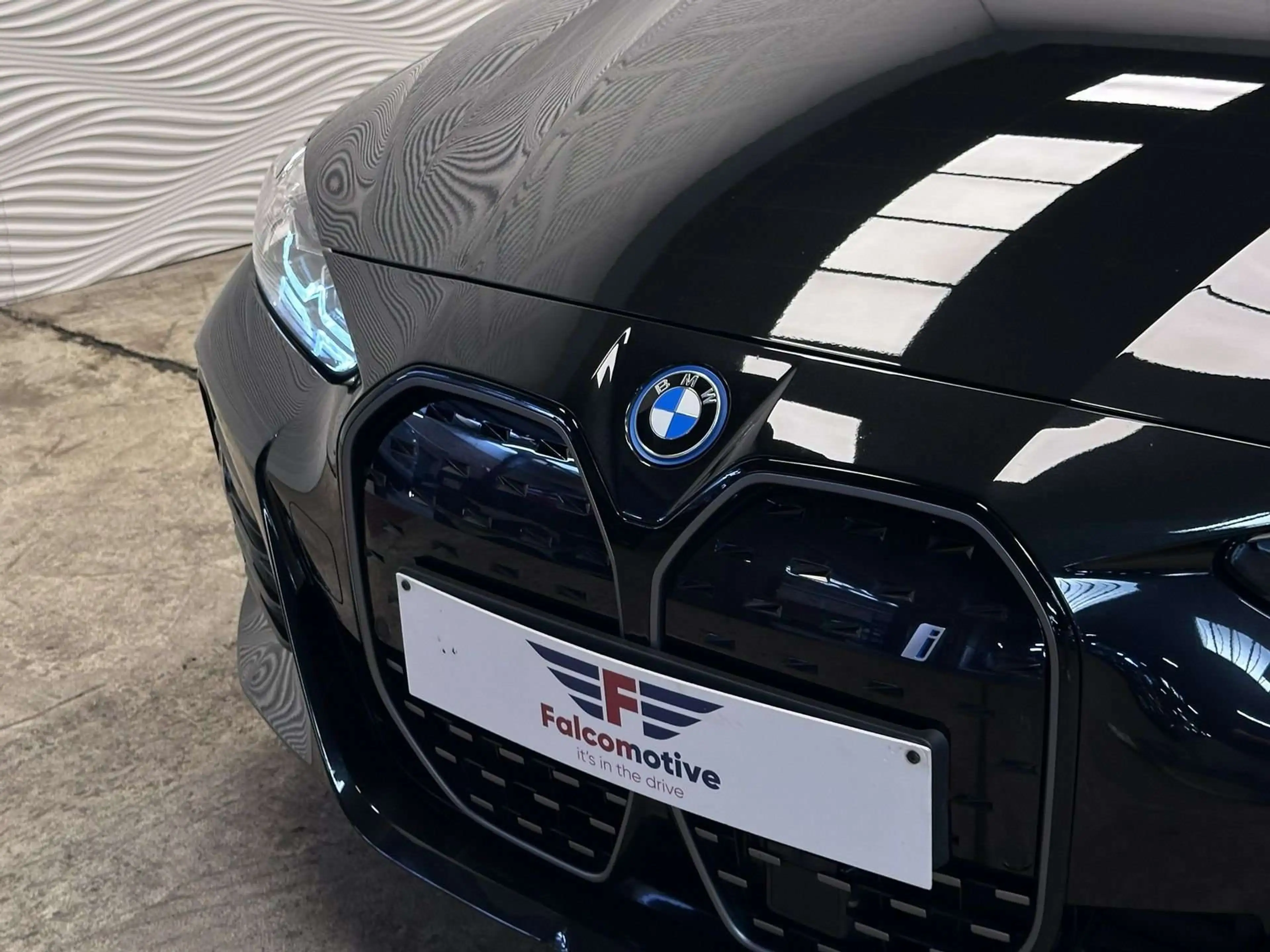 BMW i4 eDrive40*83.9kWh*M-SPORT*94.6% SOH*HUD* — photo 7