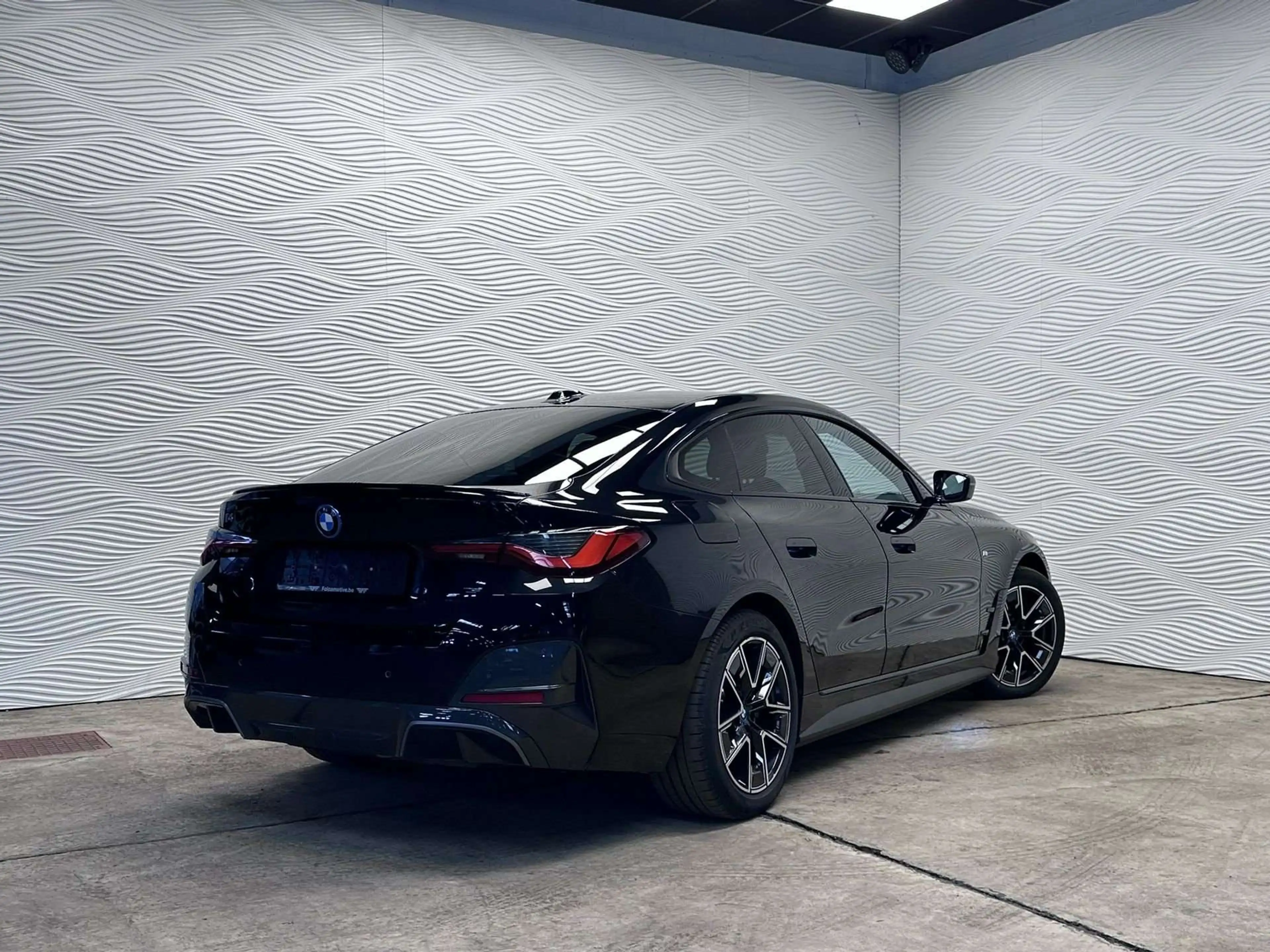 BMW i4 eDrive40*83.9kWh*M-SPORT*94.6% SOH*HUD* — photo 12