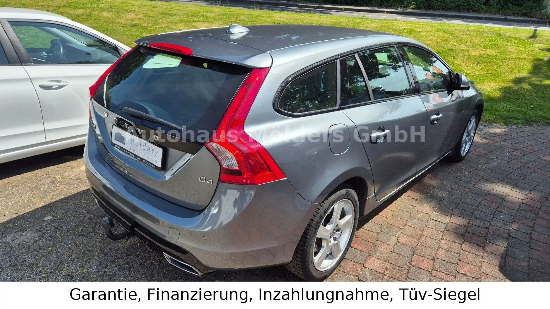 Volvo V60 D4 *Garantie*Automatik*AHK*Navi*279€ mtl. Grau - 2