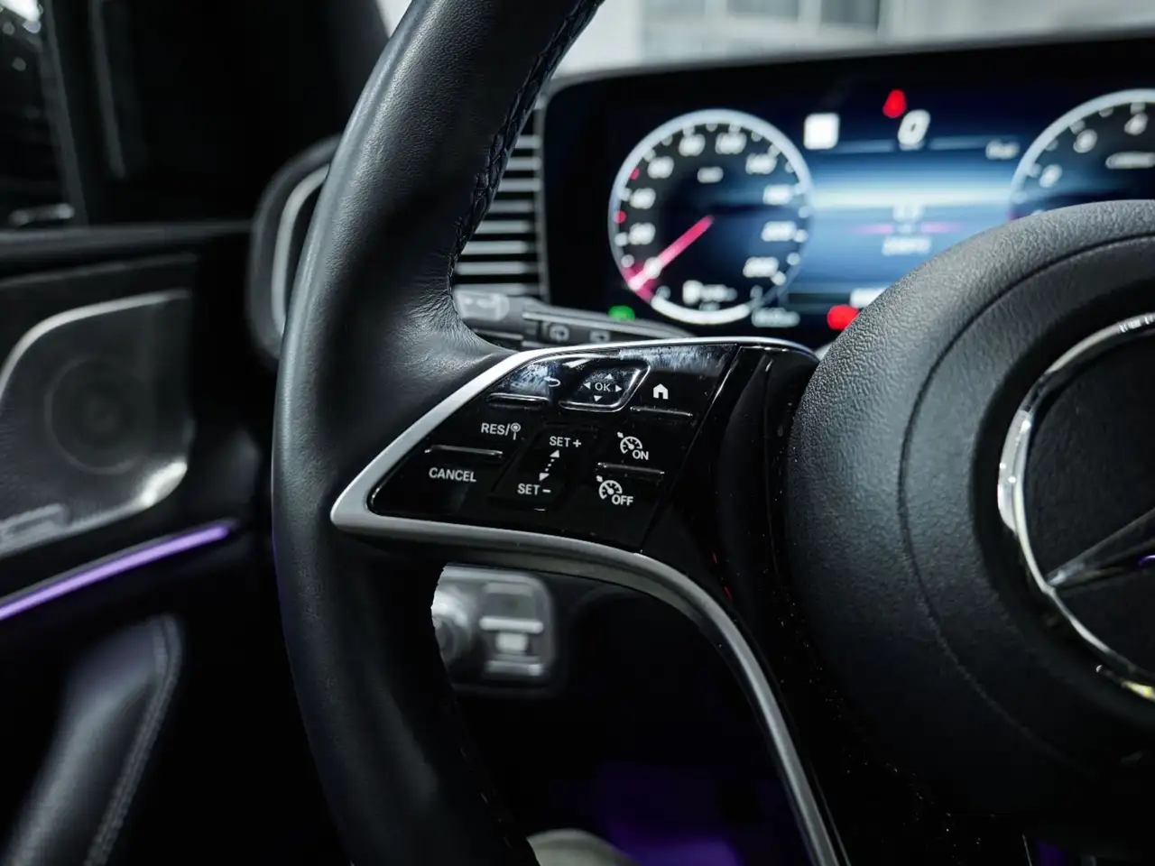 Mercedes-Benz GLE снимка Mercedes-Benz GLE