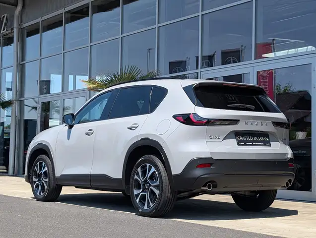 Mazda CX-5 view 4