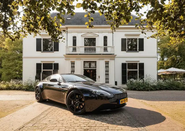 Aston Martin Vantage V8 4.3 V8 Handgeschakeld / NL Auto !