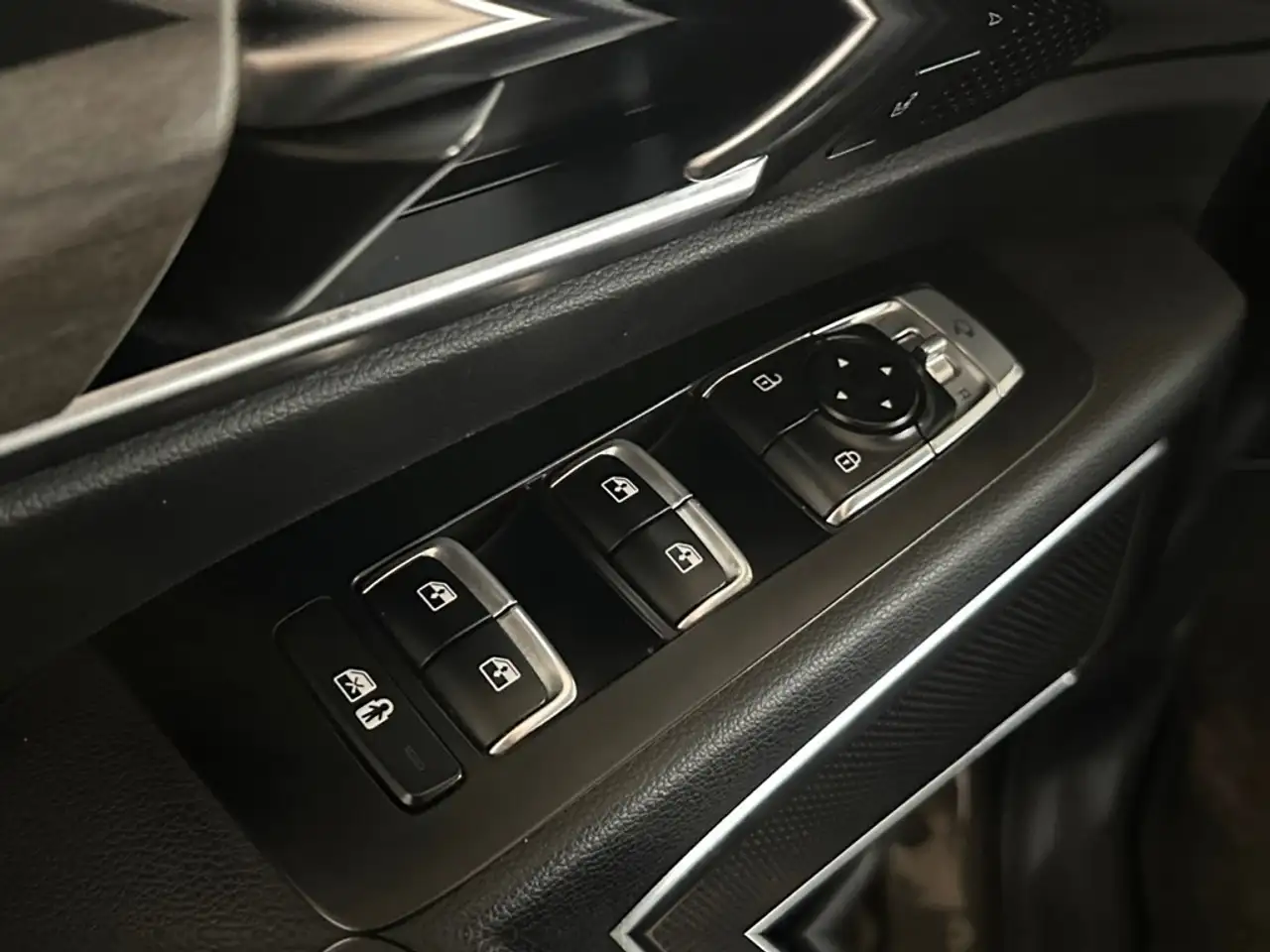 Kia Telluride снимка Kia Telluride