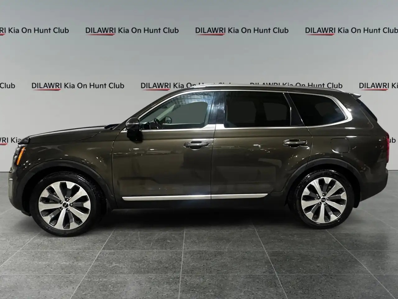 Kia Telluride снимка Kia Telluride