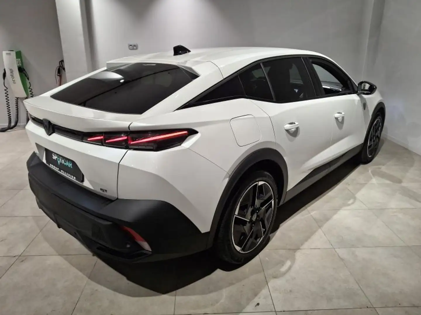 Peugeot 408 GT - Nieuwstaat - 2 jaar garan Blanco - 2