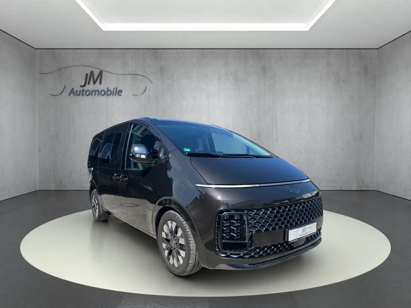 Hyundai STARIA Signature Leder 7-Sitzer 360° Sitzkühlung Braun - 1