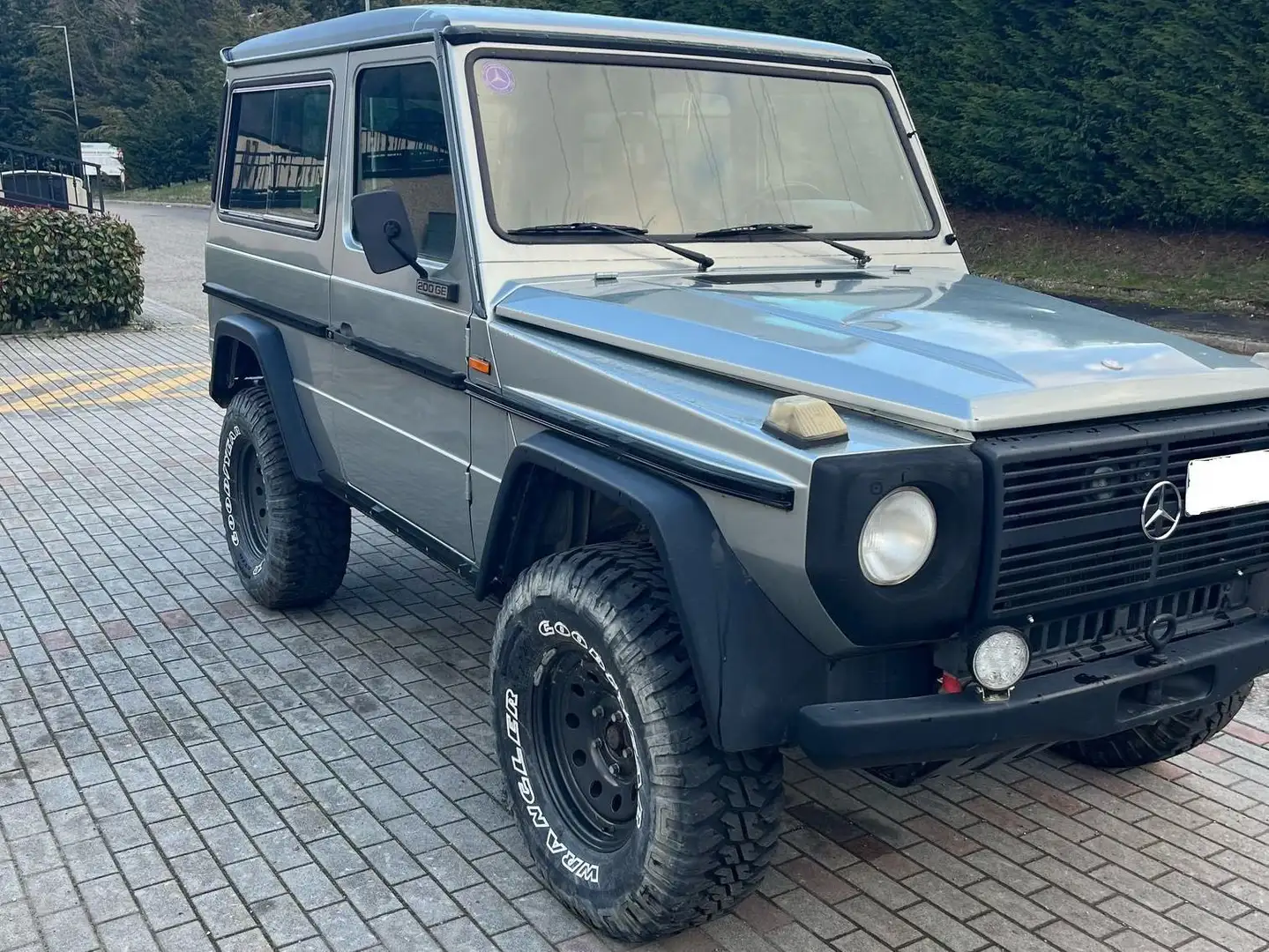 Mercedes-Benz G G 200 GE SW Gümüş rengi - 1