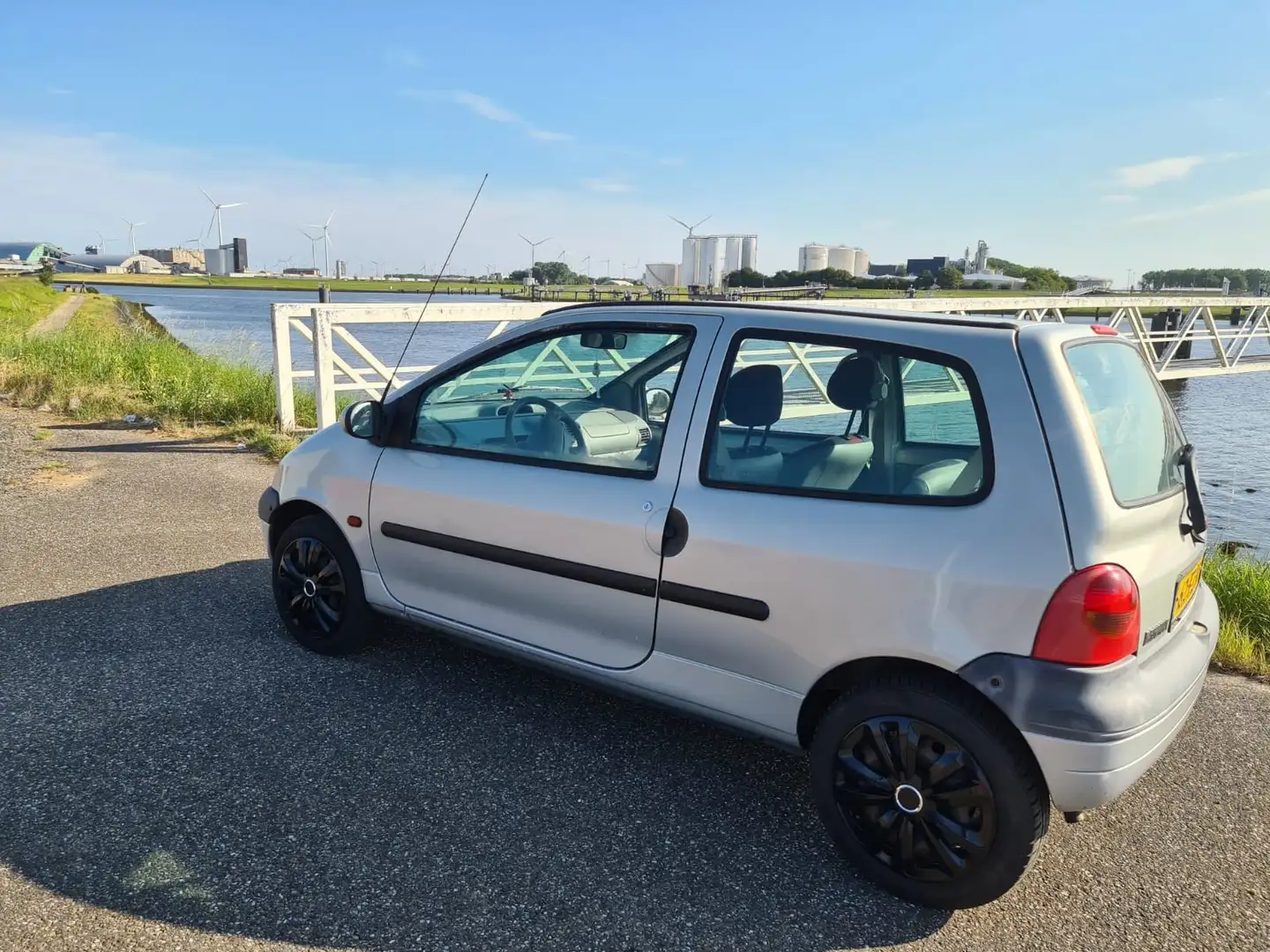 Renault Twingo 1.2 Expression Gri - 1