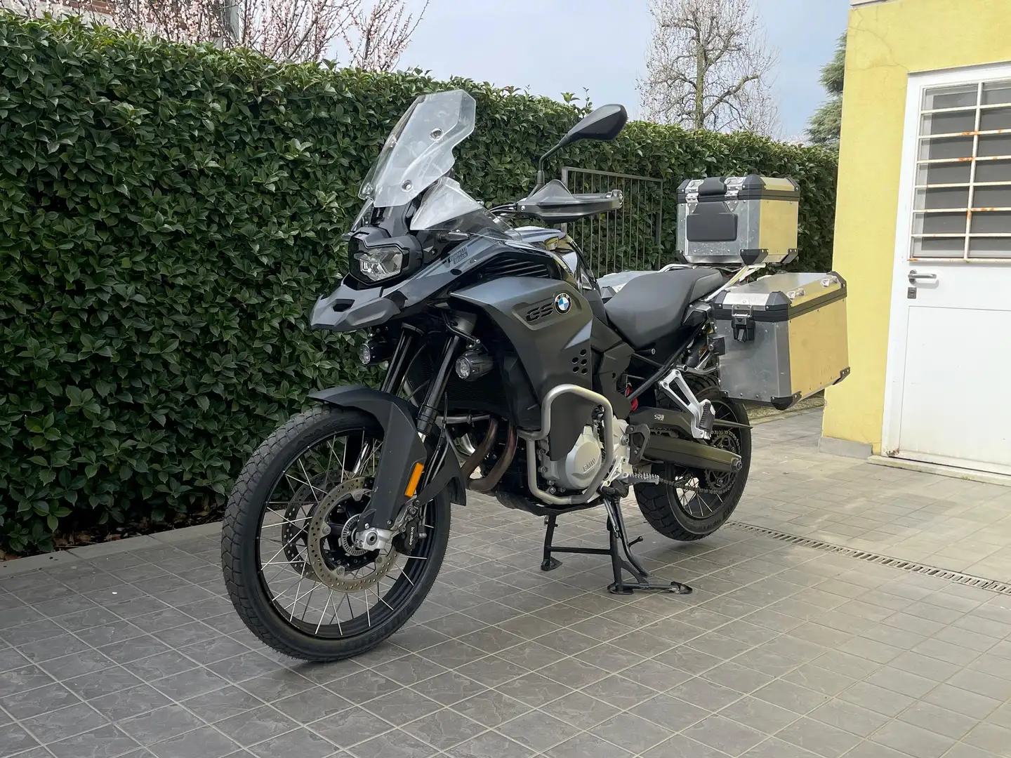 BMW F 850 GS Adventure TRIPLE BLACK Negro - 2