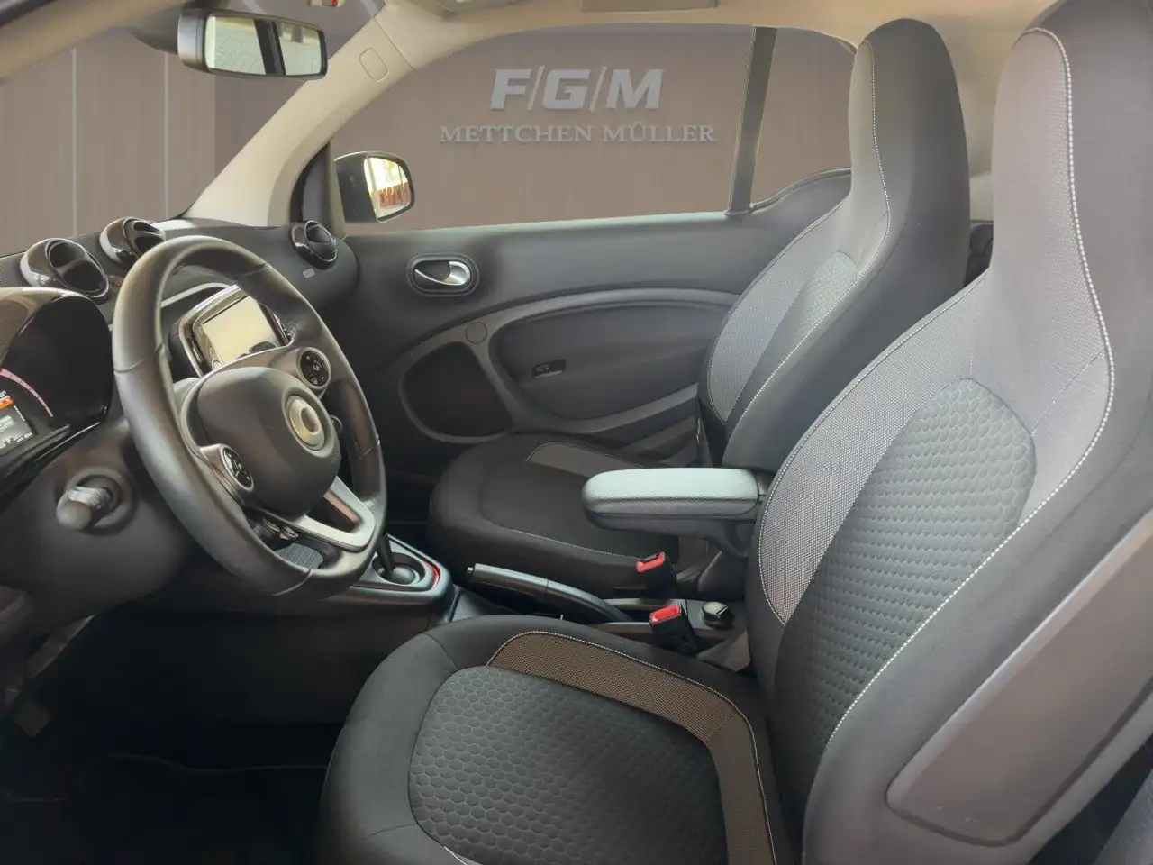 smart forTwo 2024 — фото 10