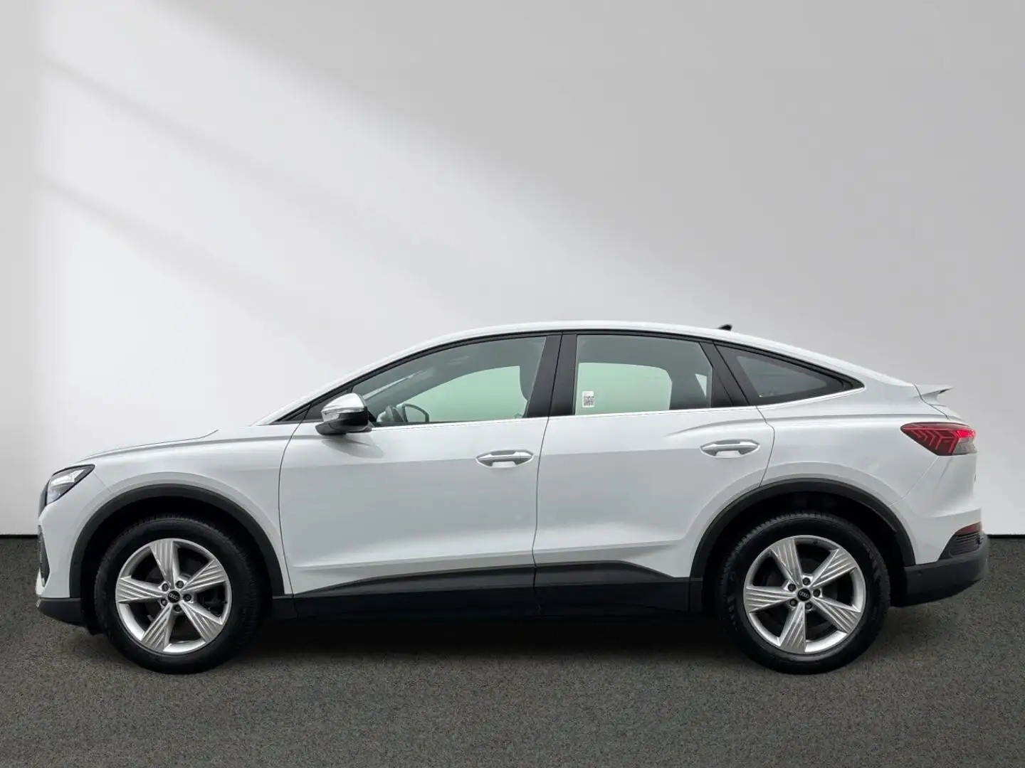 Audi Q4 e-tron Sportback 35 MMI Navi Standhzg. LED Weiß - 2