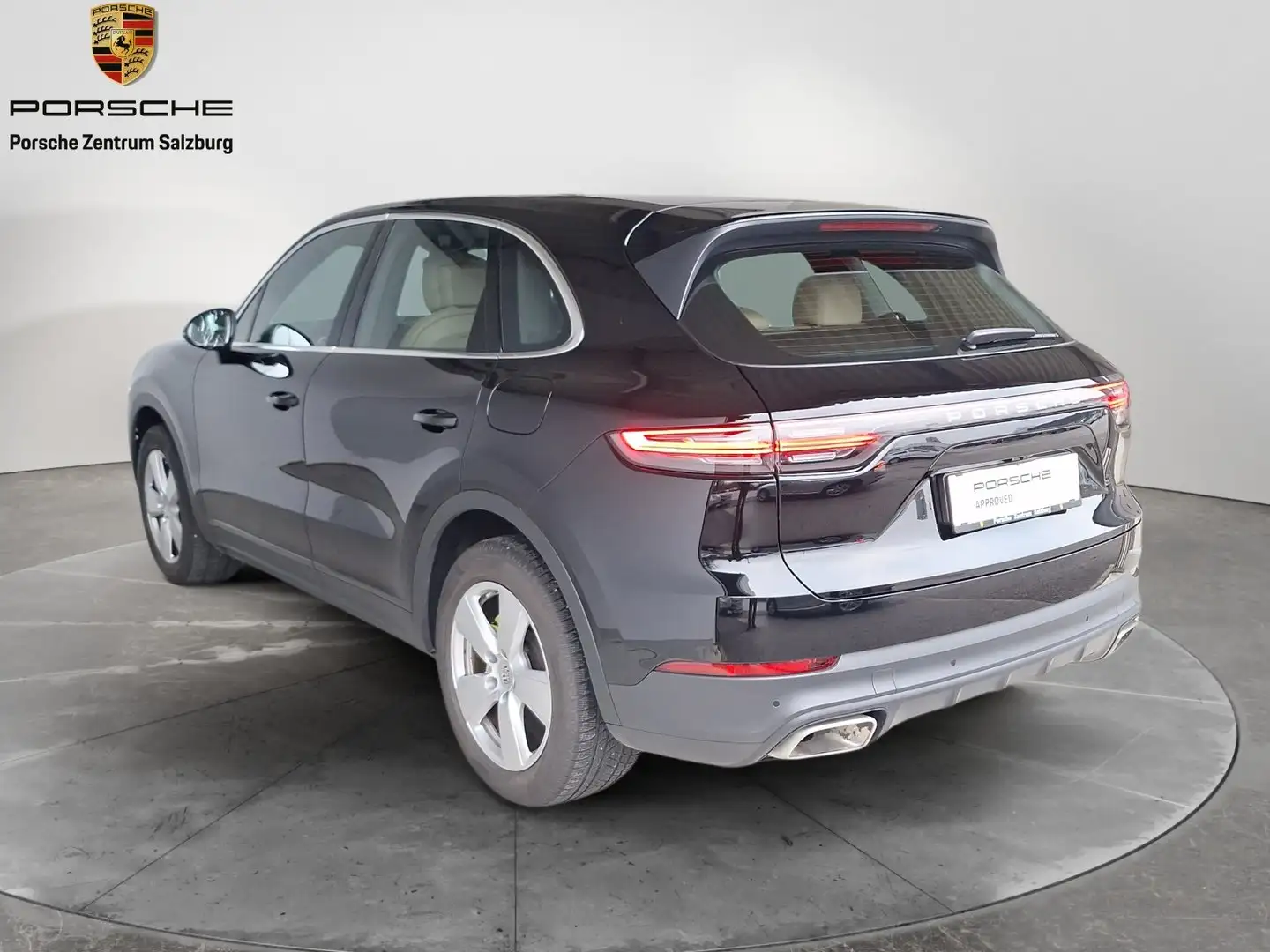 Porsche Cayenne E-Hybrid III Schwarz - 2