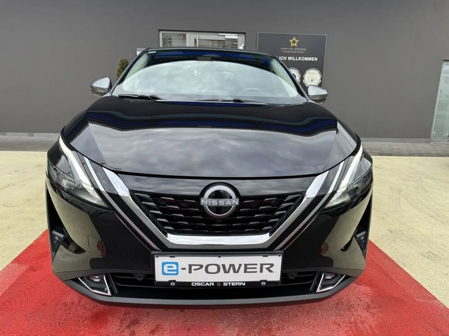 Nissan Qashqai VC-T 1,5  N-Connecta e-Power Automatik Чёрный - 2