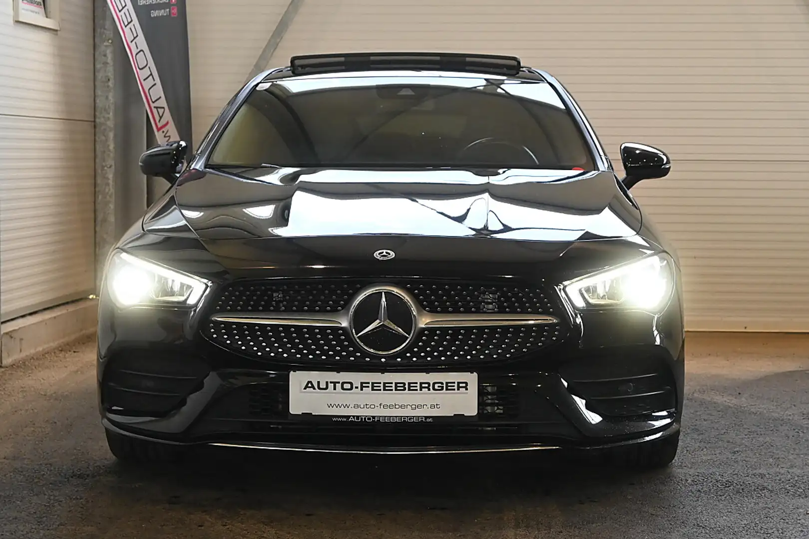 Mercedes-Benz CLA 220 d Shooting Brake Aut. AMG-Line ; Pano, LED, R-K... Schwarz - 2