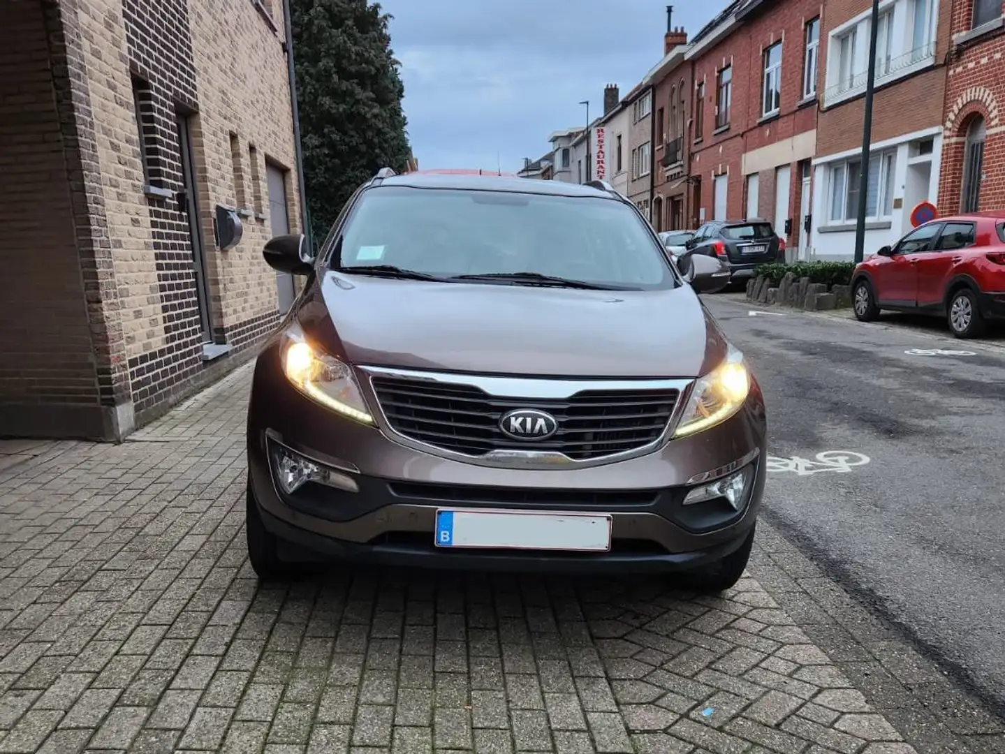 Kia Sportage 1.7 CRDi 2WD iTouch Bronz - 2