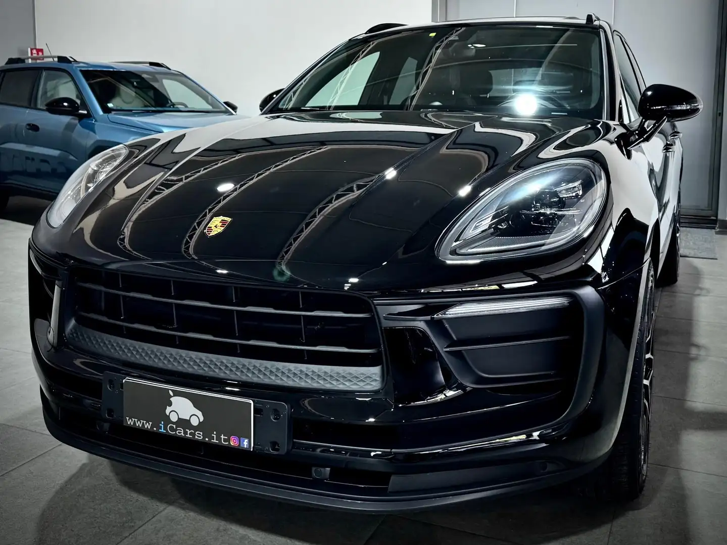 Porsche Macan 2.0 265cv PDK Noir - 1