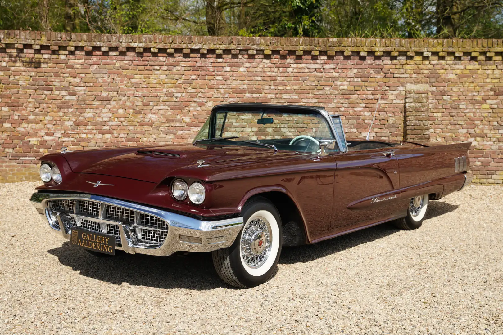 Ford Thunderbird Convertible V8 352 ci Presented in the factory col Rojo - 1