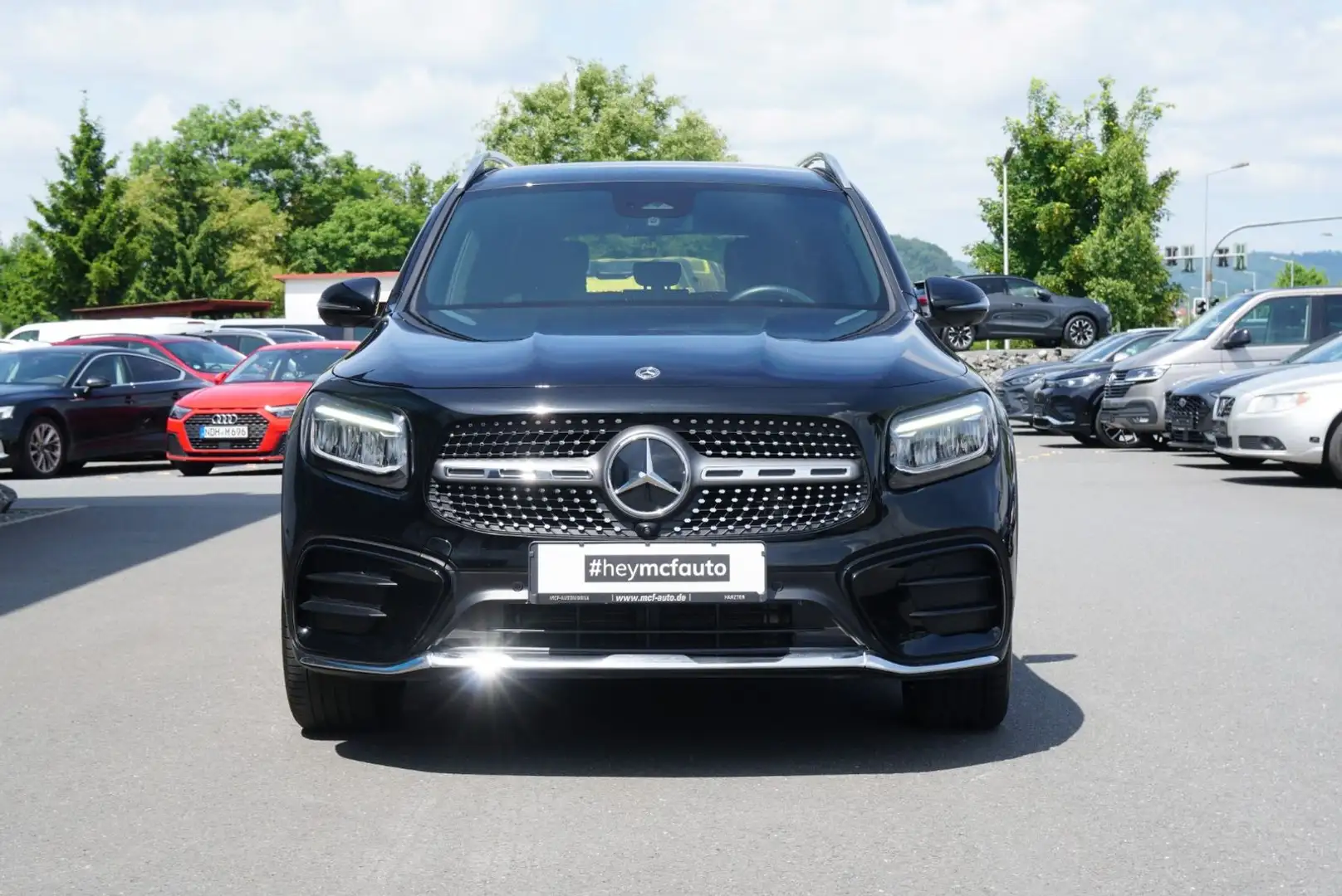 Mercedes-Benz GLB 220 d 4Matic AMG Line Premium *ACC*AHK*7Sitze Schwarz - 2