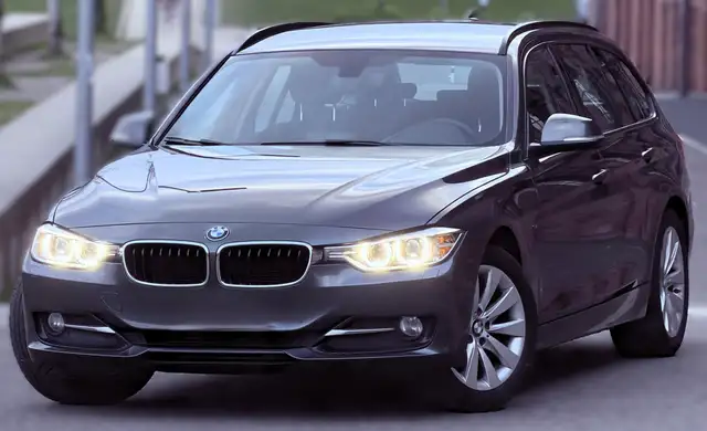 BMW 318 318 d Touring SHZ Bi-Xenon PDC Comfort-Paket