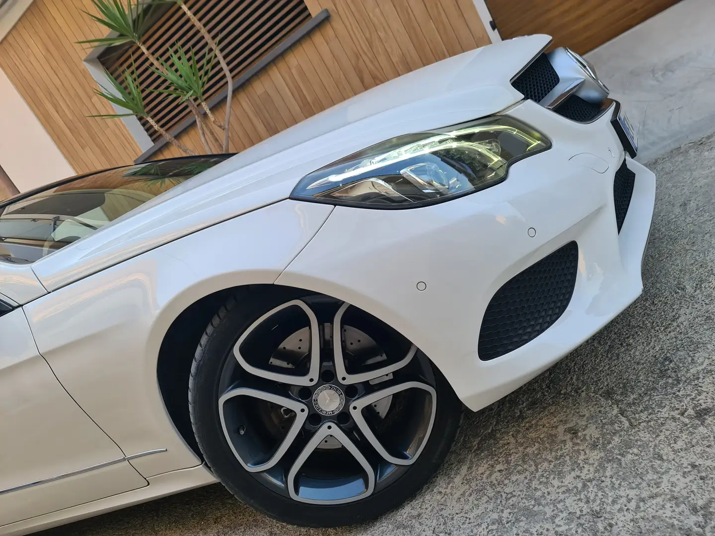 Mercedes-Benz E 220 Mercedes Classe E 220d Cabrio 170 CV Sport Automat Bianco - 1