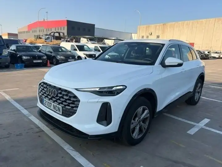 Audi Q5 2025