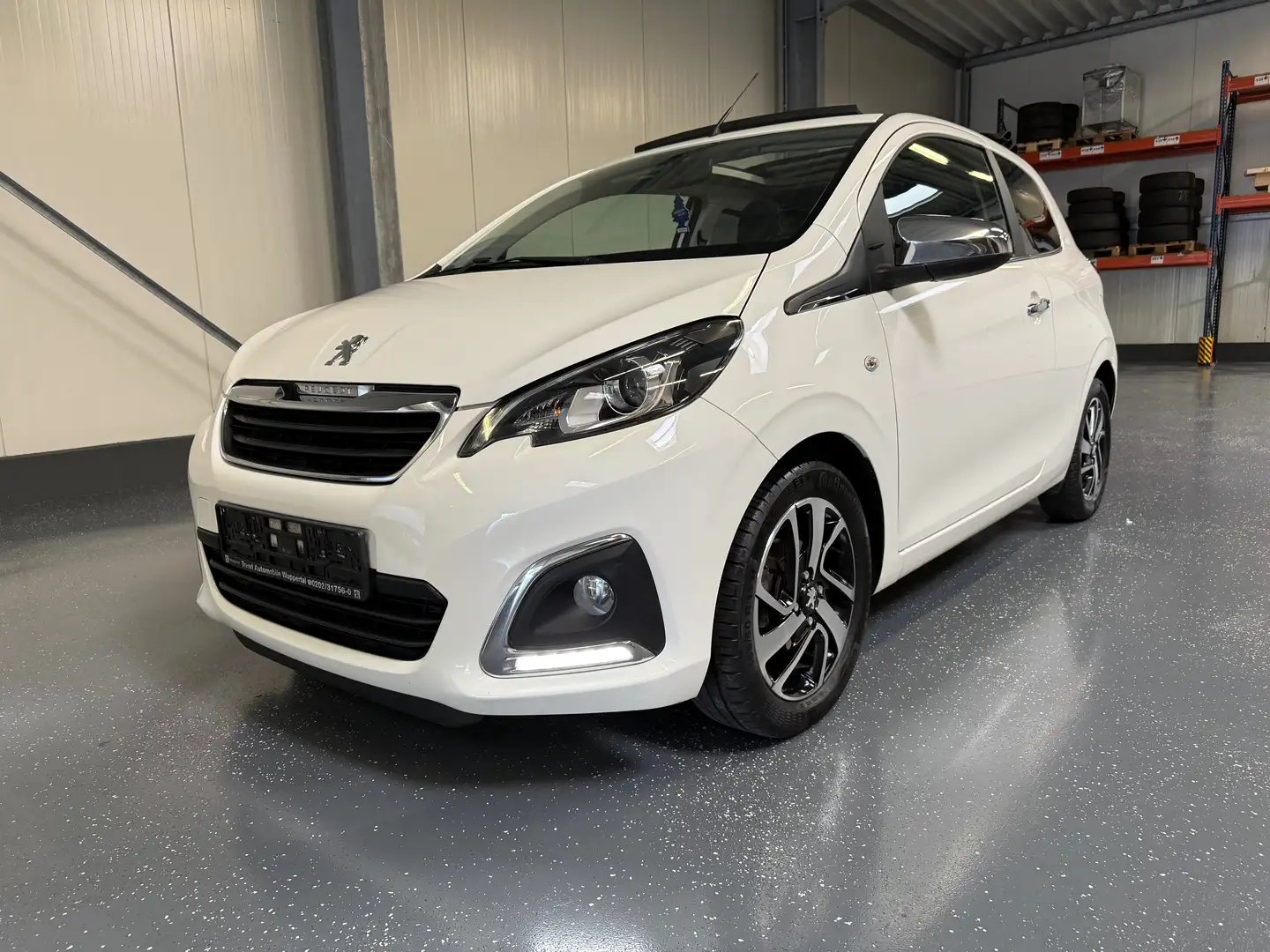 Peugeot 108 Peugeot 108 VTi 82 Active -Faltdach– Top Zustand Blanc - 1