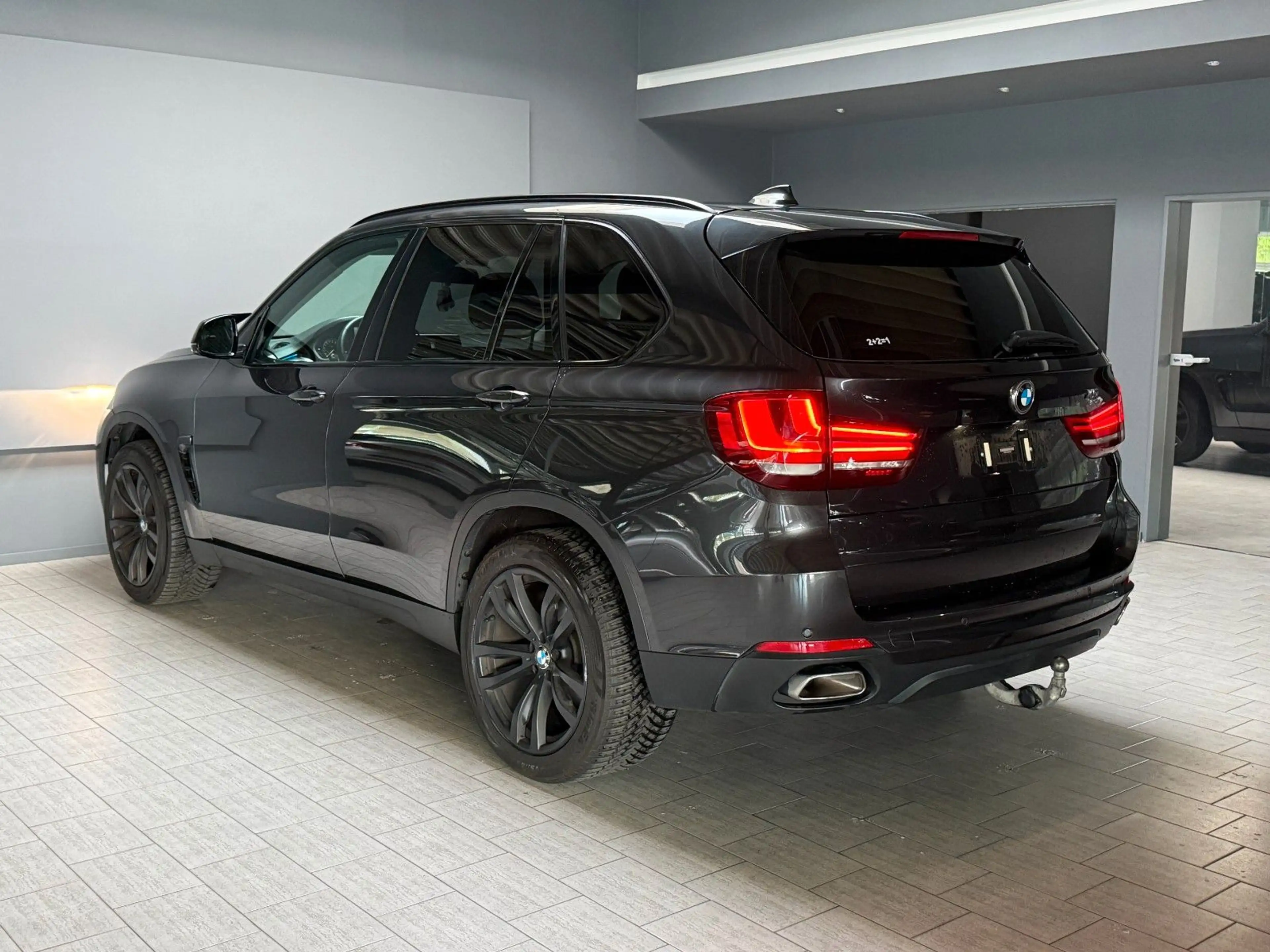 BMW X5 xDrive 30 d Pano | Navi | PDC | Memory | Temp — photo 6