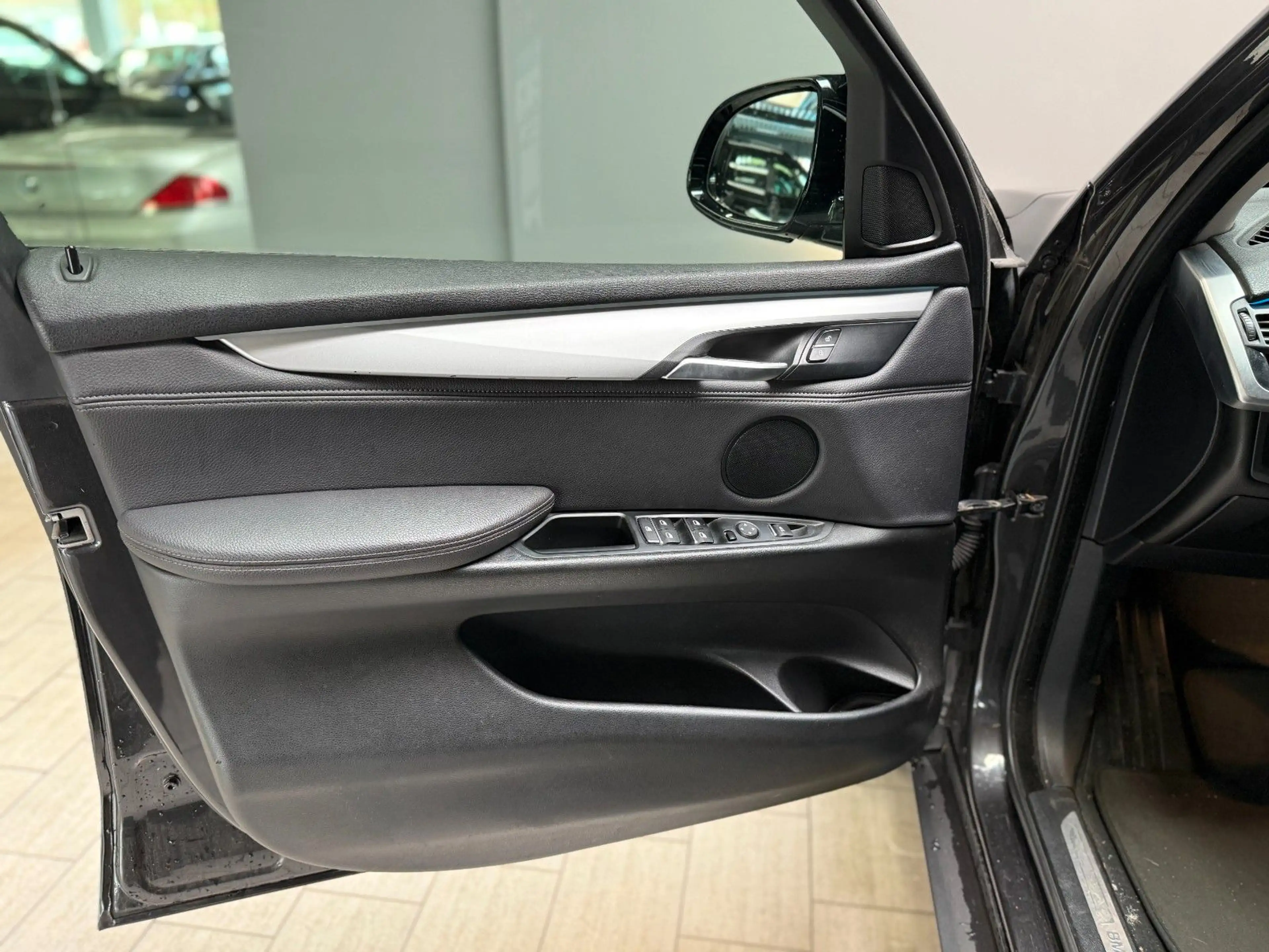 BMW X5 xDrive 30 d Pano | Navi | PDC | Memory | Temp — photo 13