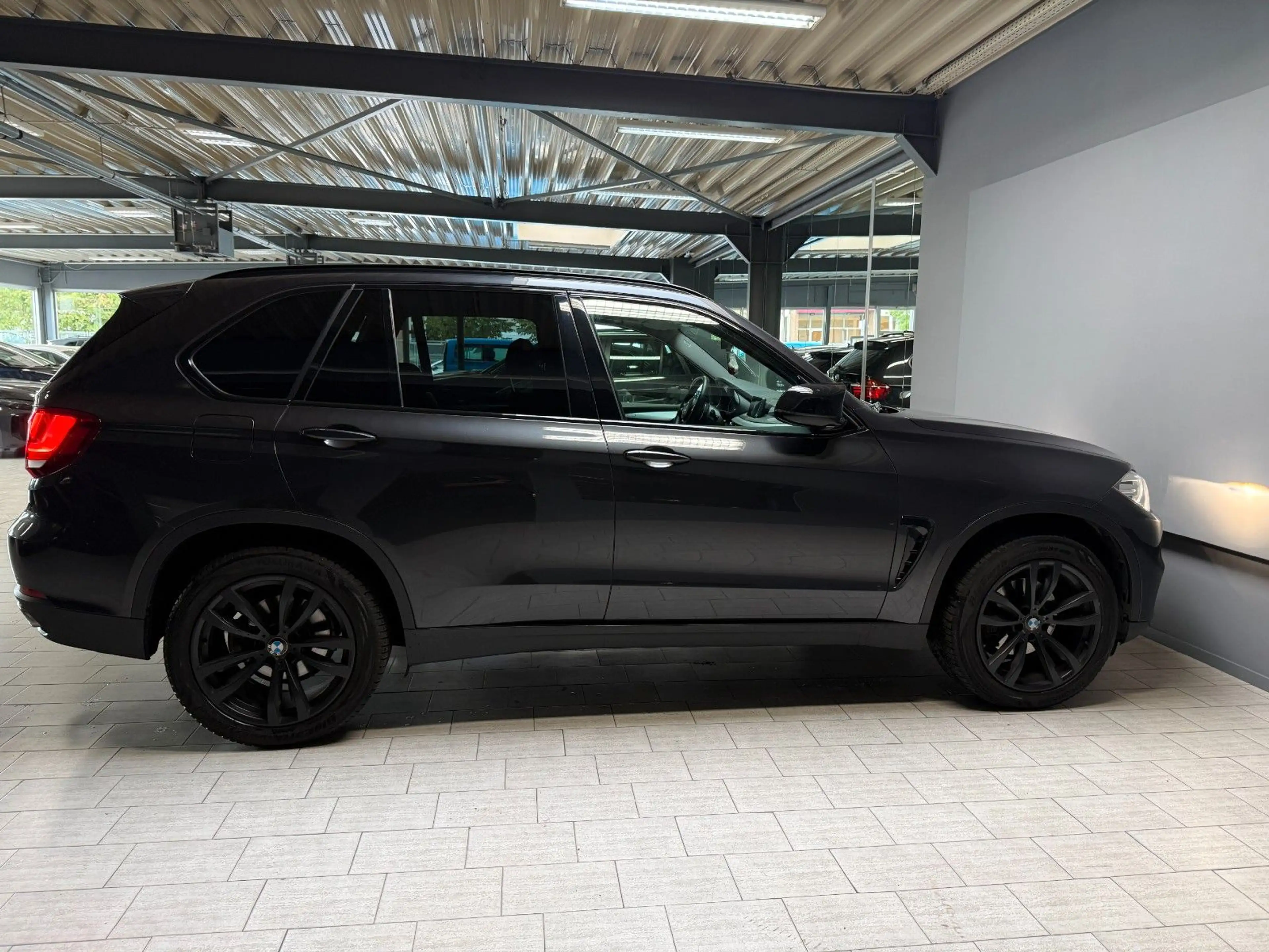 BMW X5 xDrive 30 d Pano | Navi | PDC | Memory | Temp — photo 5