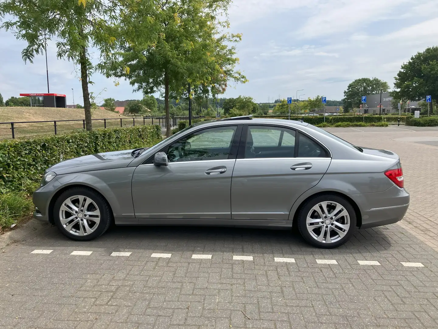 Mercedes-Benz C 180 C 180 Pres. Avantgarde Grijs - 2