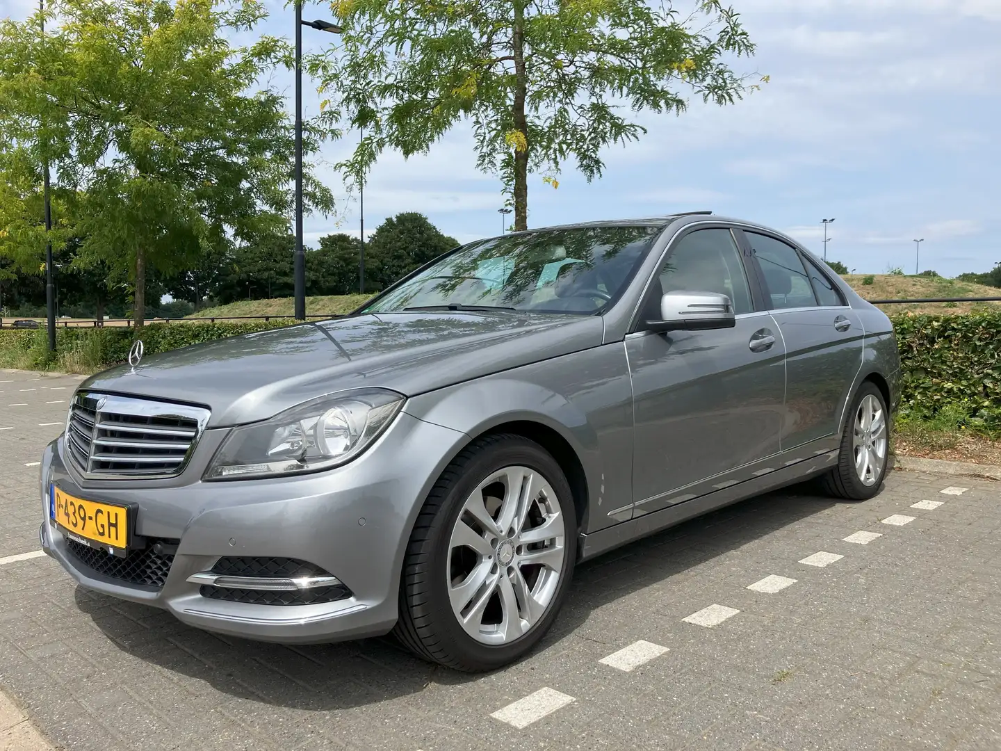 Mercedes-Benz C 180 C 180 Pres. Avantgarde Grijs - 1