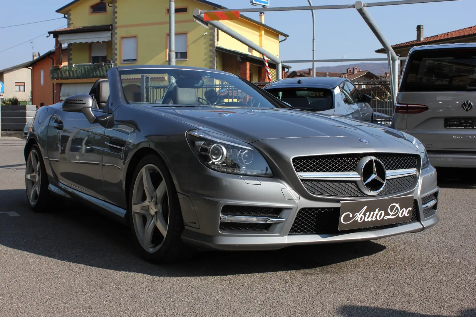 Mercedes-Benz SLK 200 BlueEFFICIENCY Premium Grau - 2