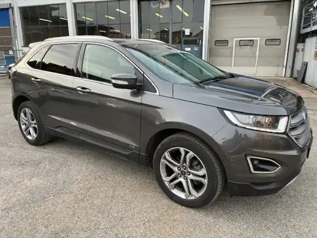 Ford Edge 2.0 TDCi 210cv S&S AWD Pshift Titanium