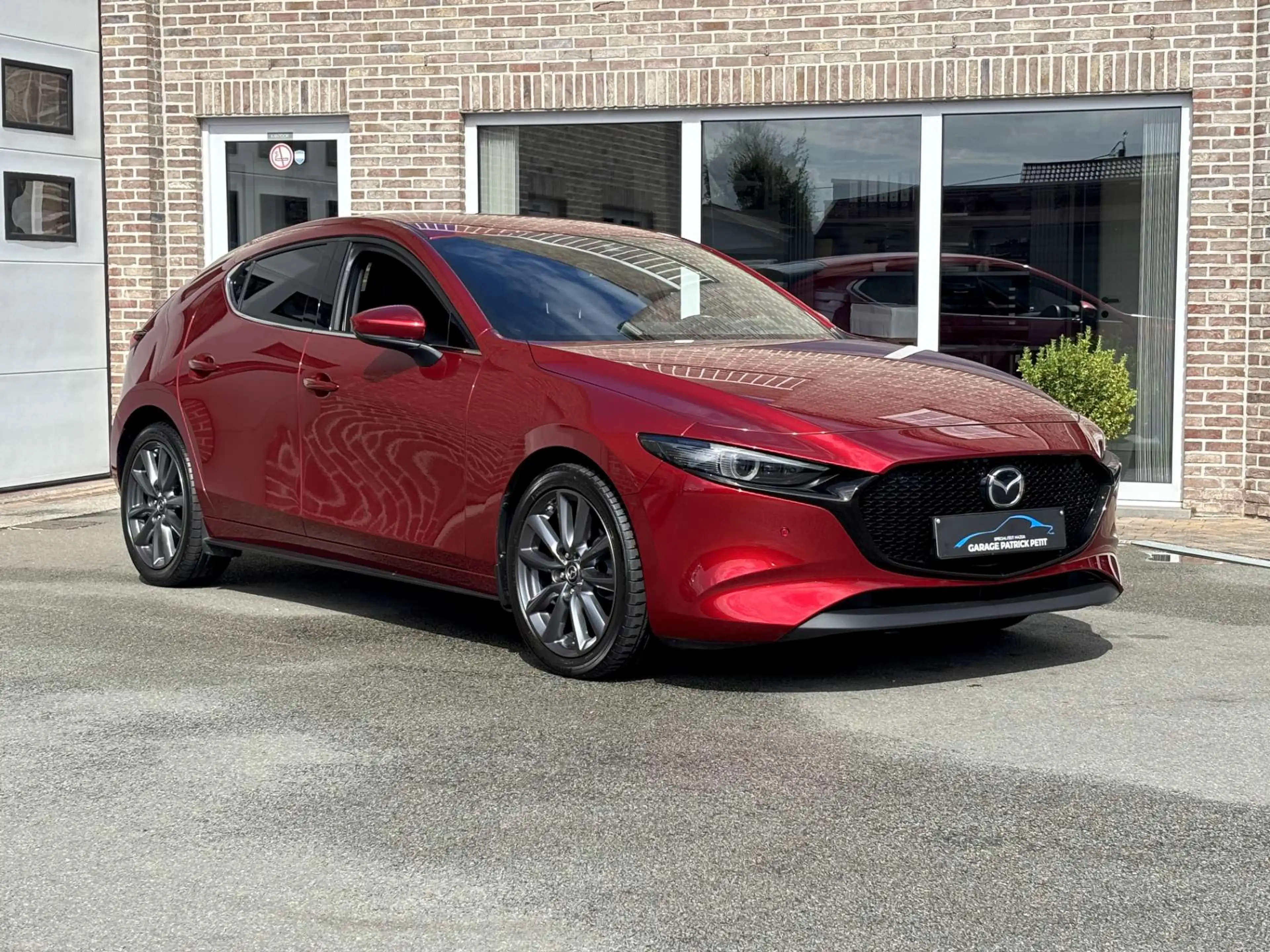 Mazda 3 3 2.0 M-HYBRID SKYCRUISE / Automaat / Leder / 150pk