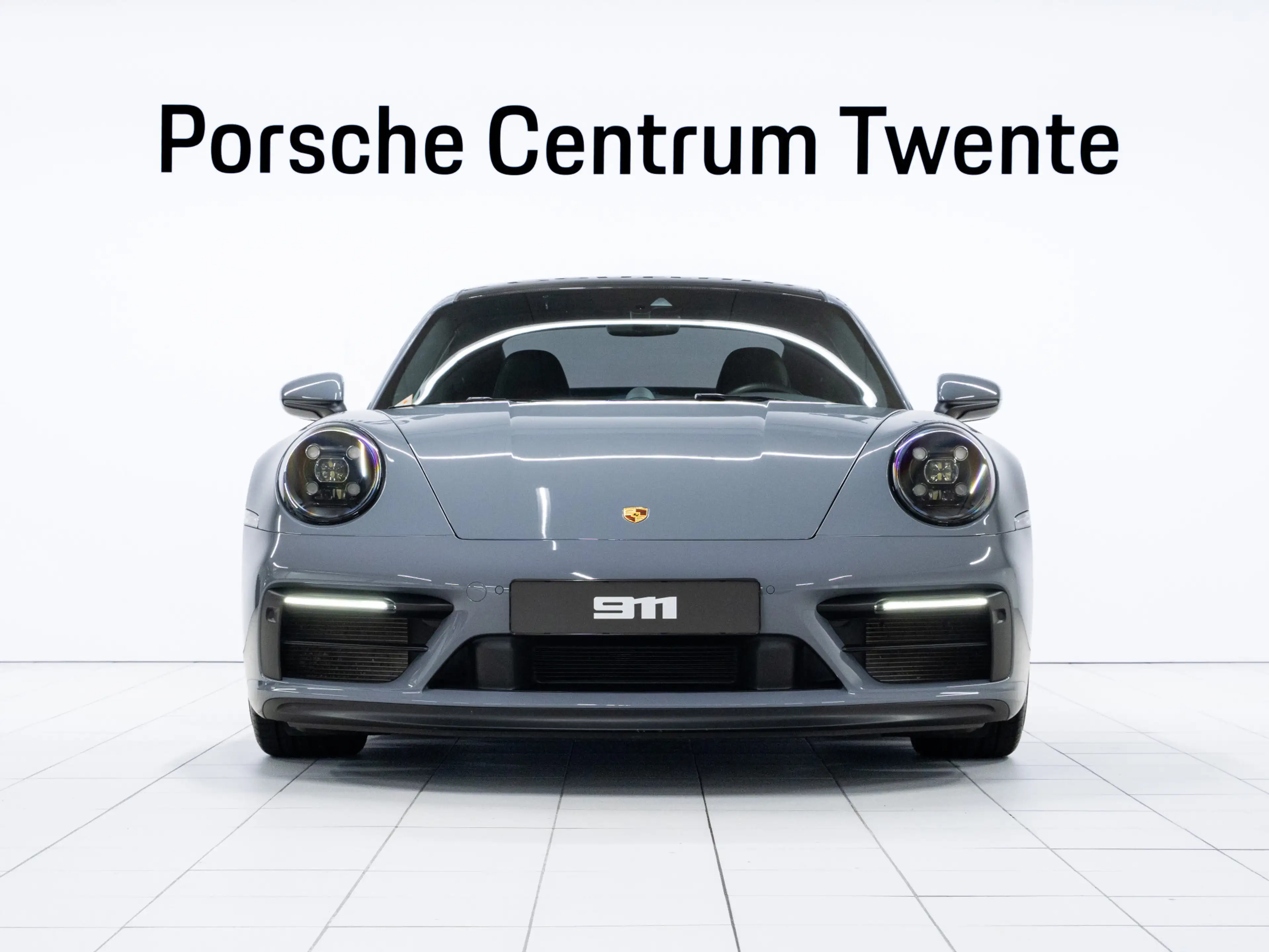 Porsche 992 Carrera GTS — photo 2