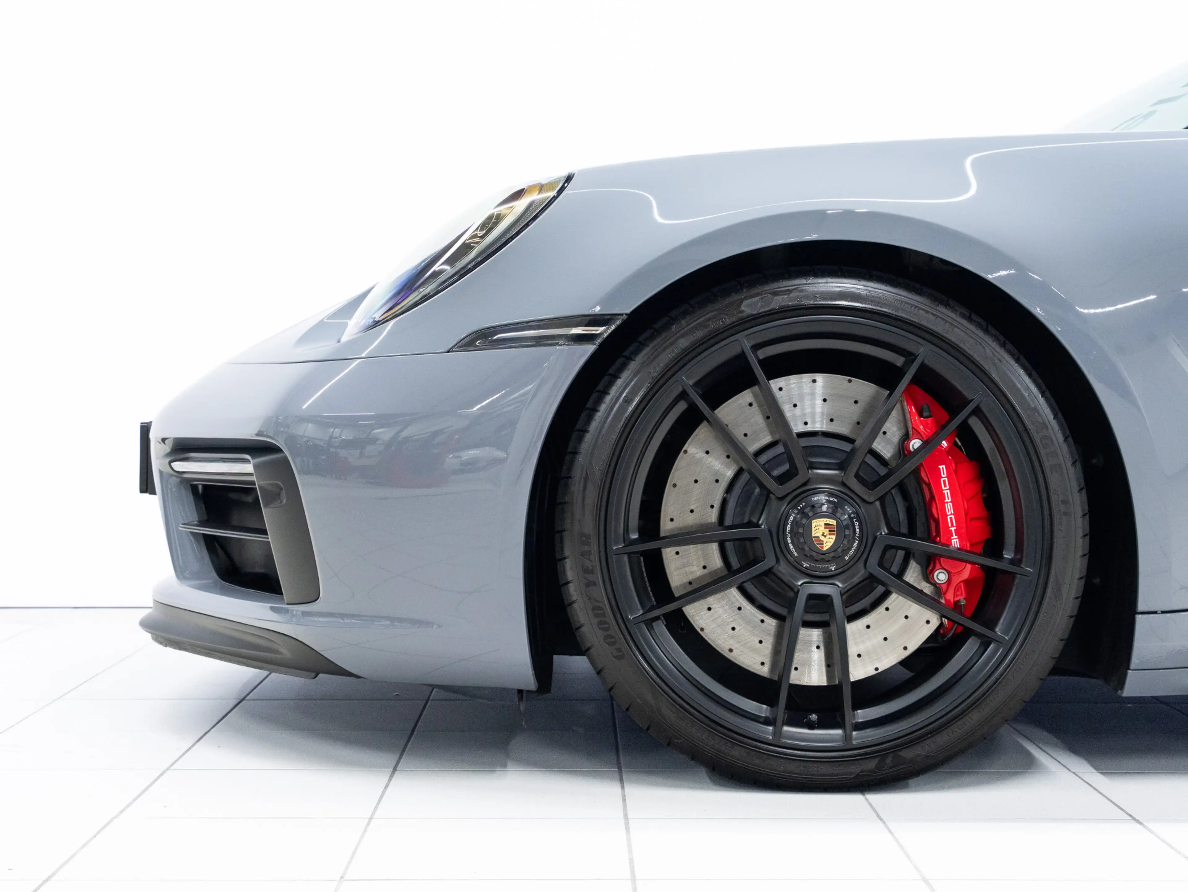 Porsche 992 Carrera GTS — photo 6