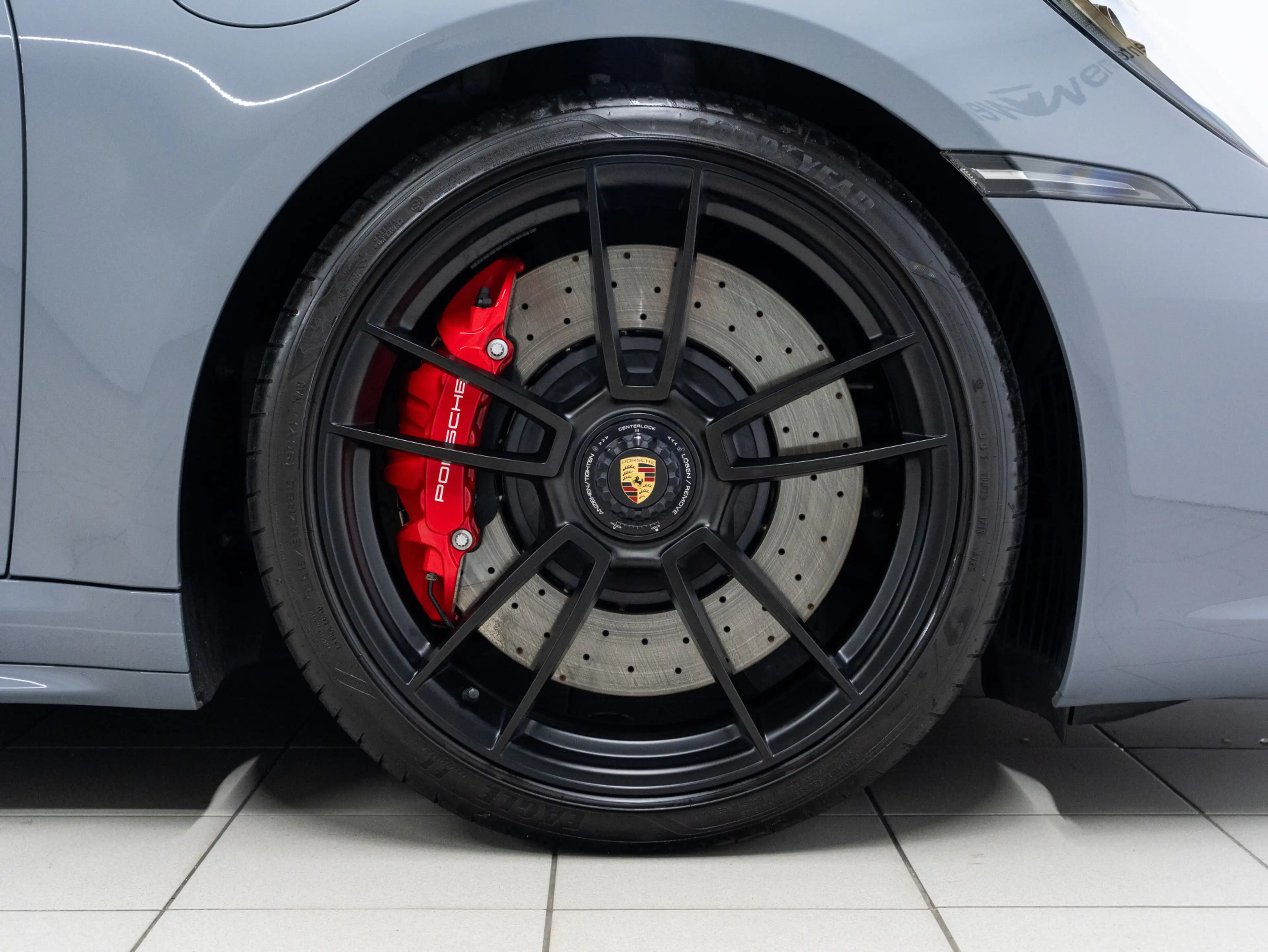 Porsche 992 Carrera GTS — photo 9