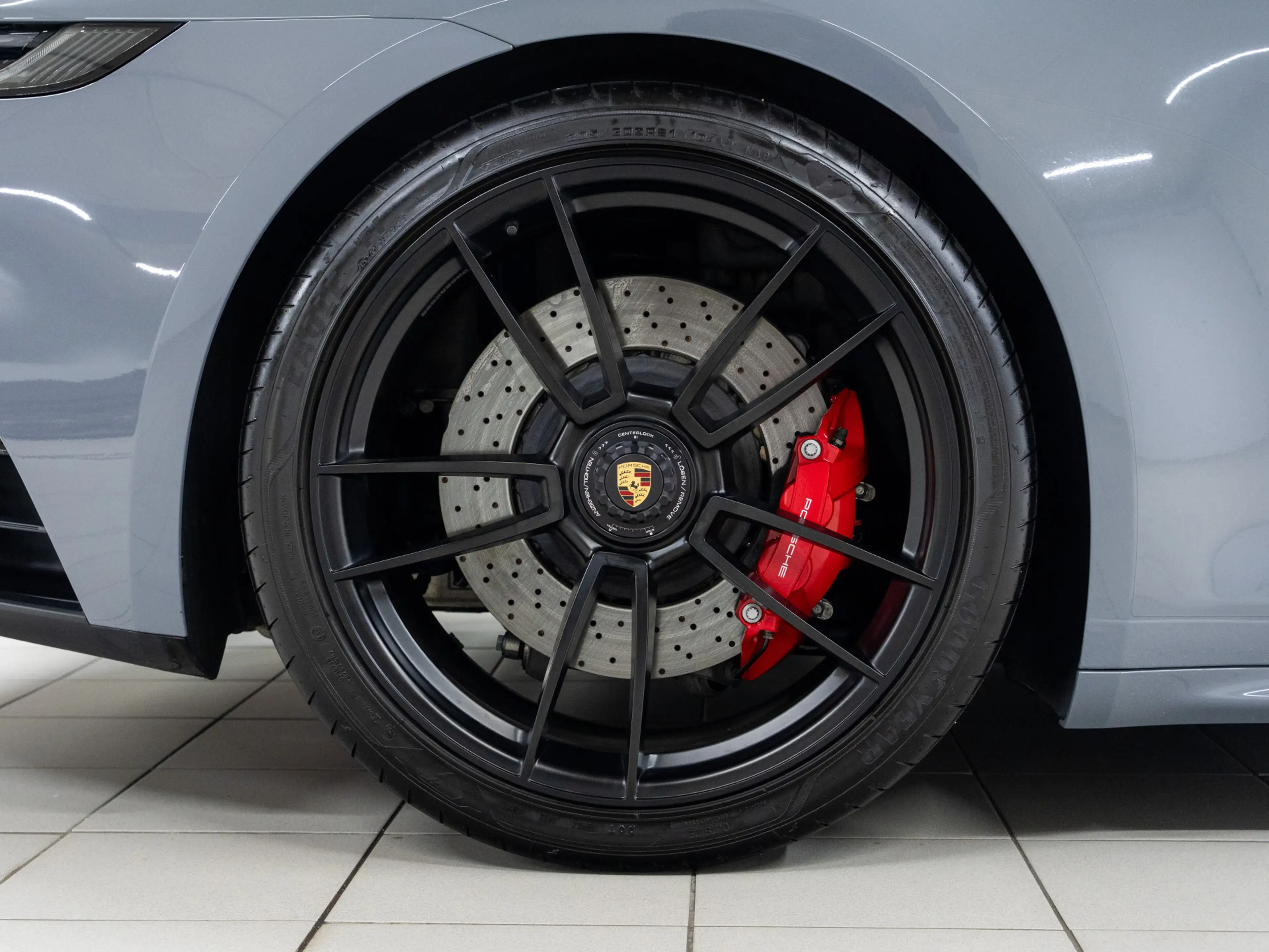 Porsche 992 Carrera GTS — photo 11