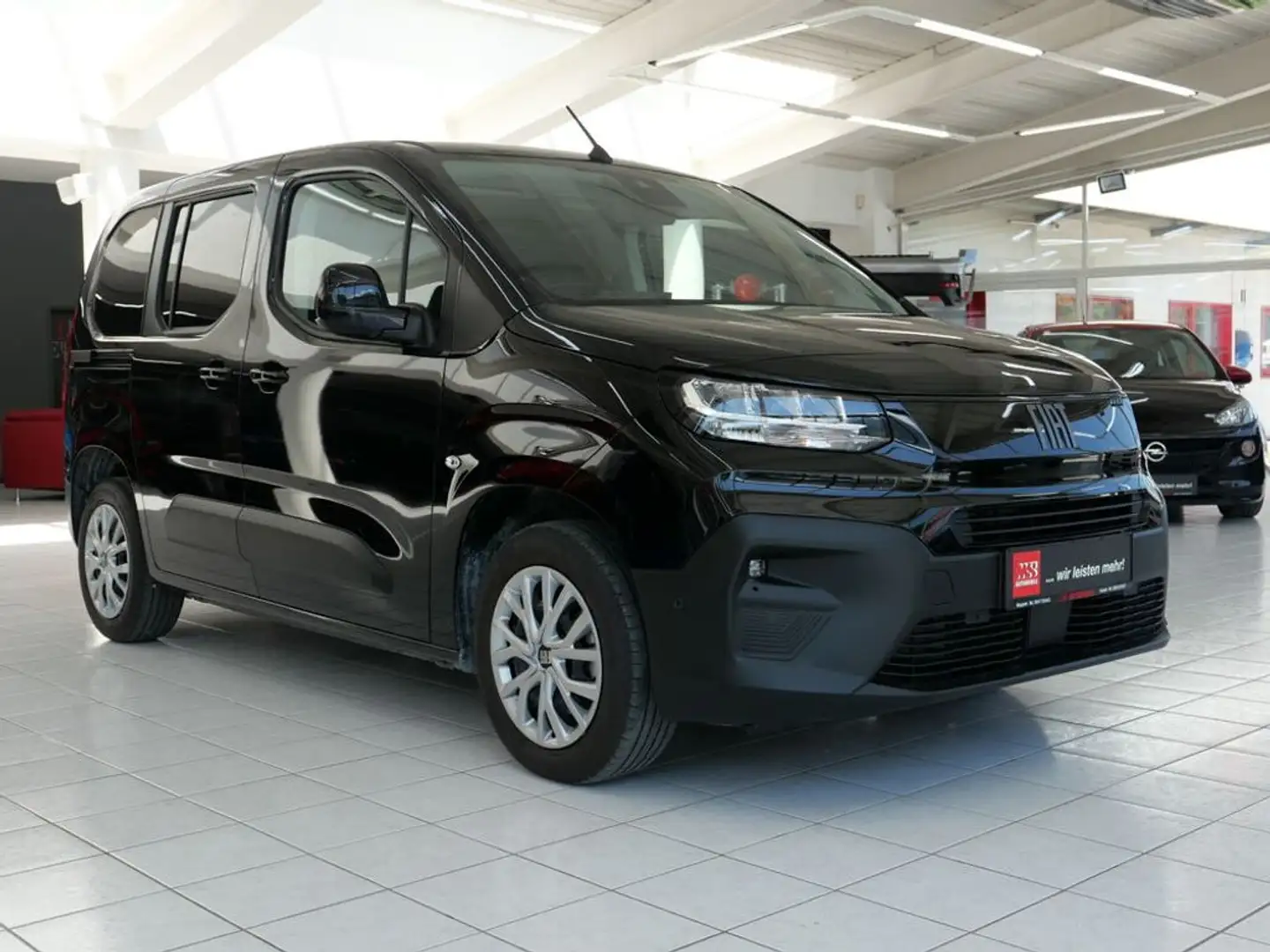 Fiat Doblo M 1.5 BlueHDi 96 Rückfahrkamera Schwarz - 1