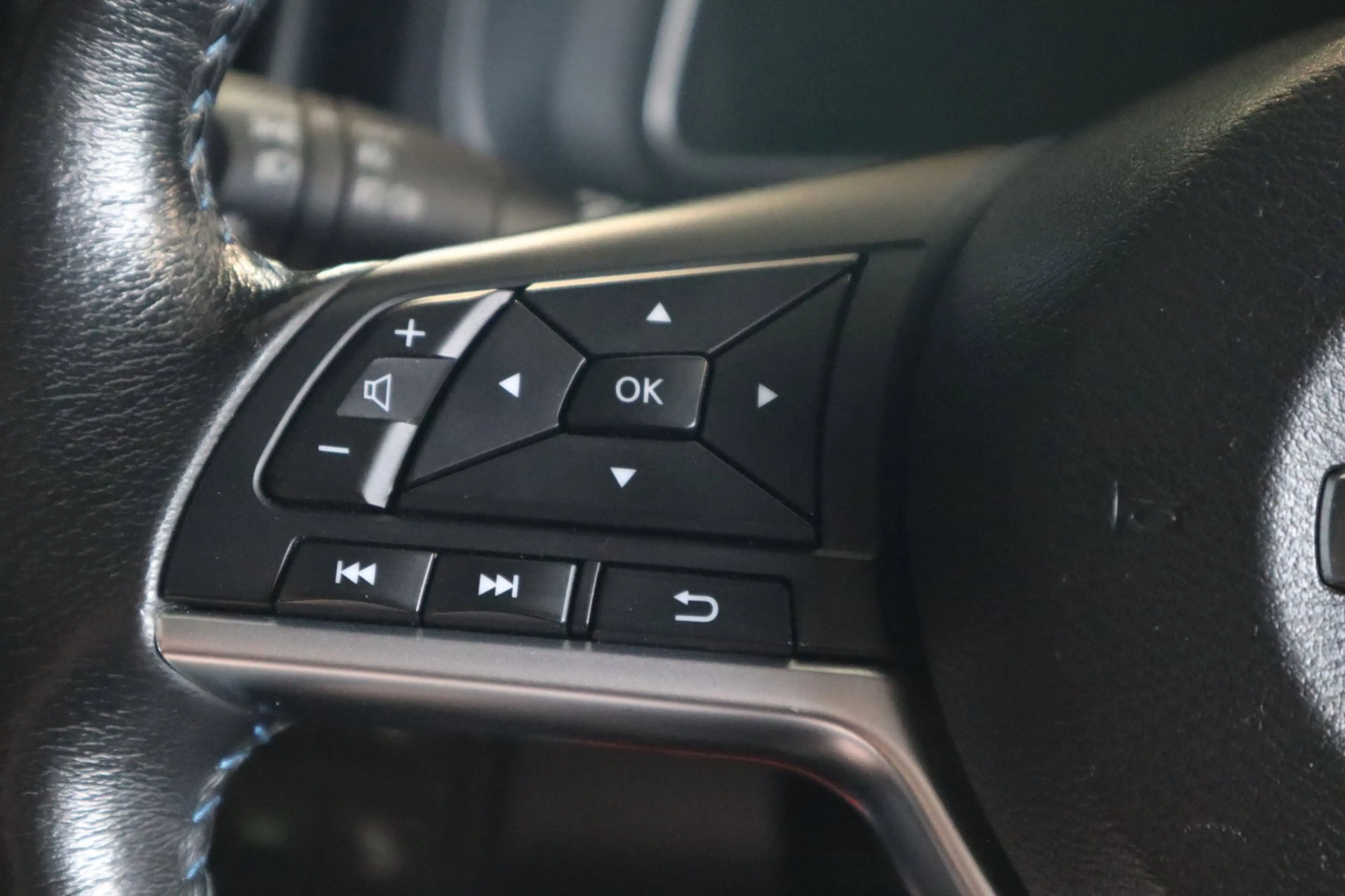 Nissan Leaf Tekna 40 kWh | BOSE | CARPLAY | — photo 14