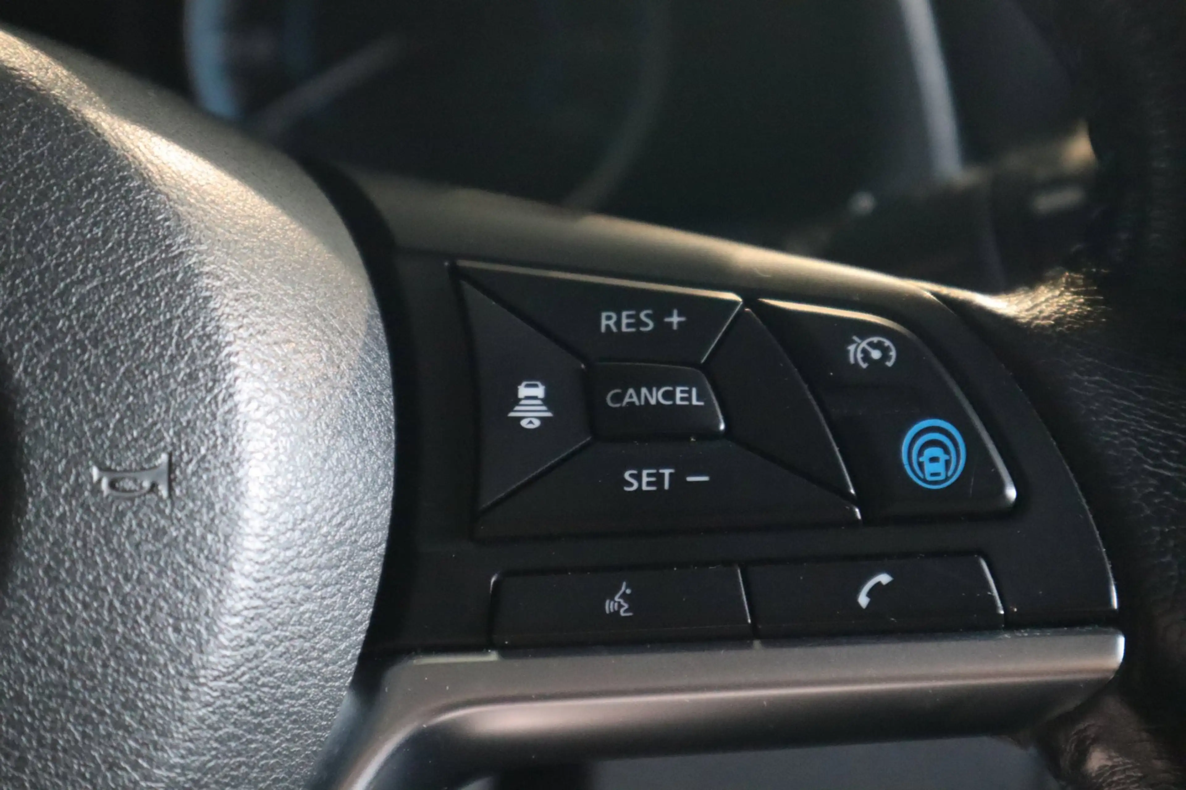Nissan Leaf Tekna 40 kWh | BOSE | CARPLAY | — photo 15