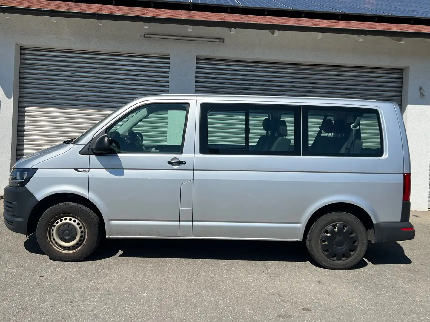 Volkswagen T6 Transporter *Kombi* 9 Sitzer*Klimaanlage* Pdc Silber - 2