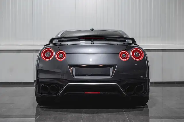 Nissan GT-R Black Edition Ansicht 11