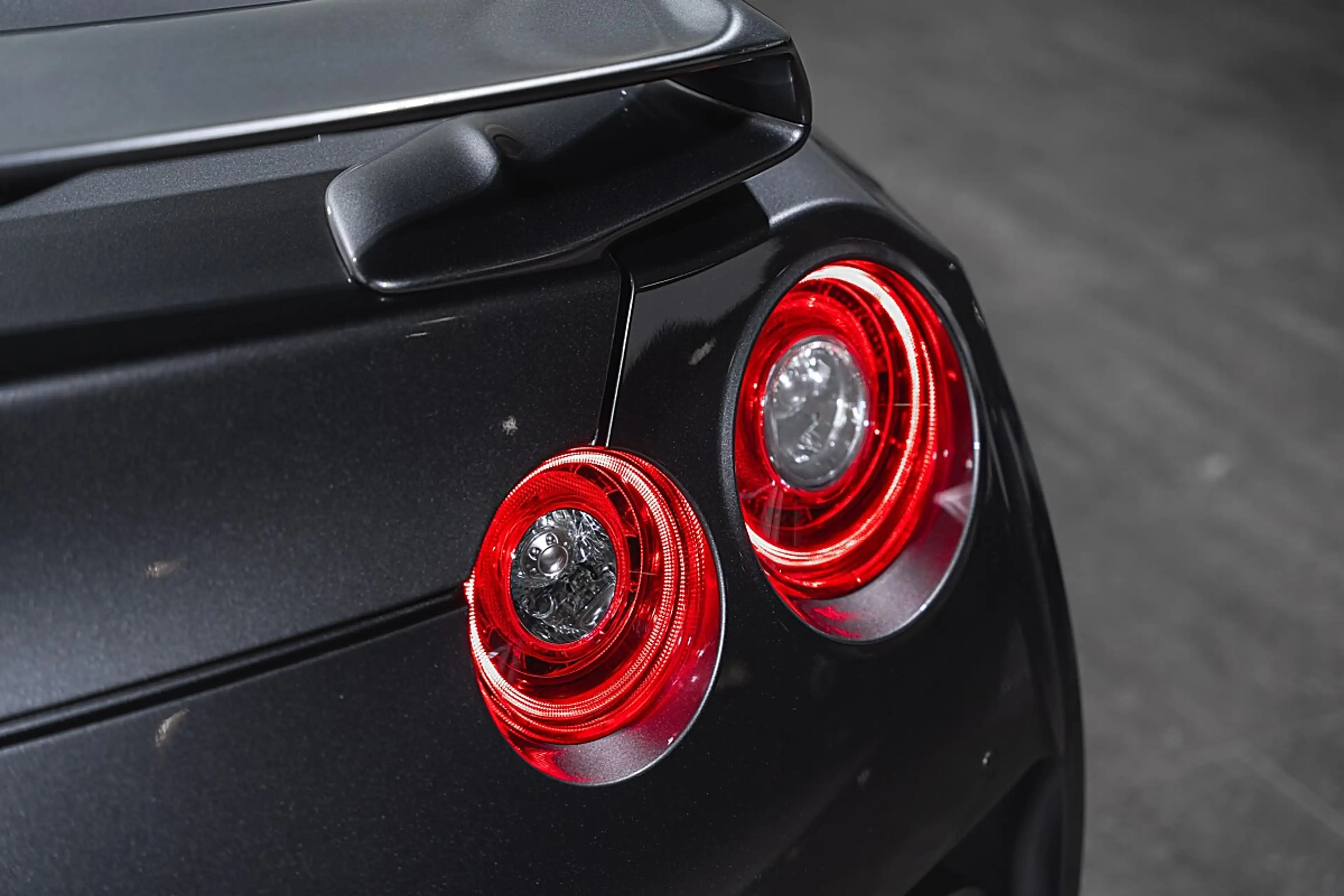 Nissan GT-R Black Edition — photo 7