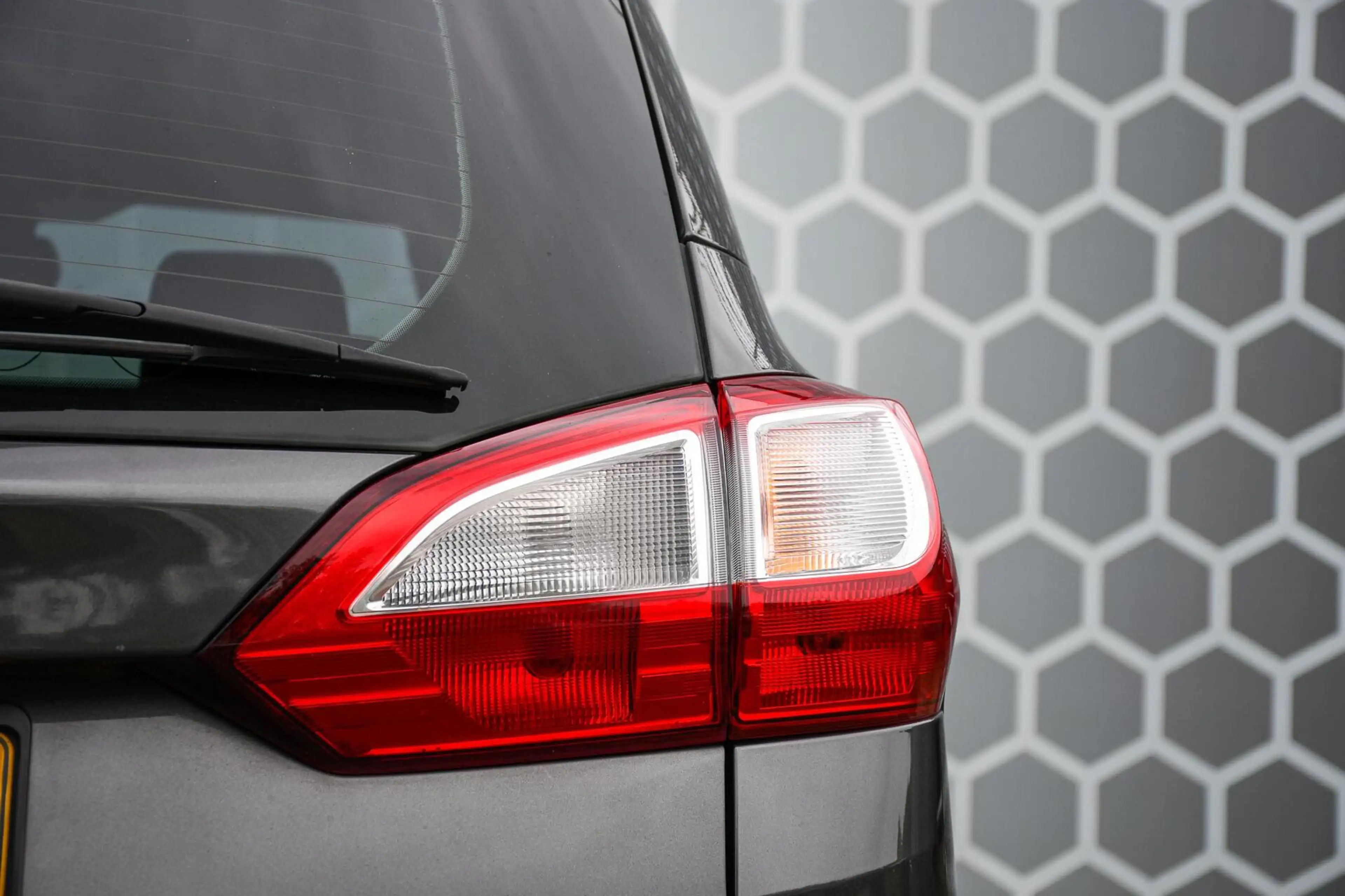 Ford Grand C-Max 1.0 Titanium Trekhaak Cruise Camera PDC — photo 30