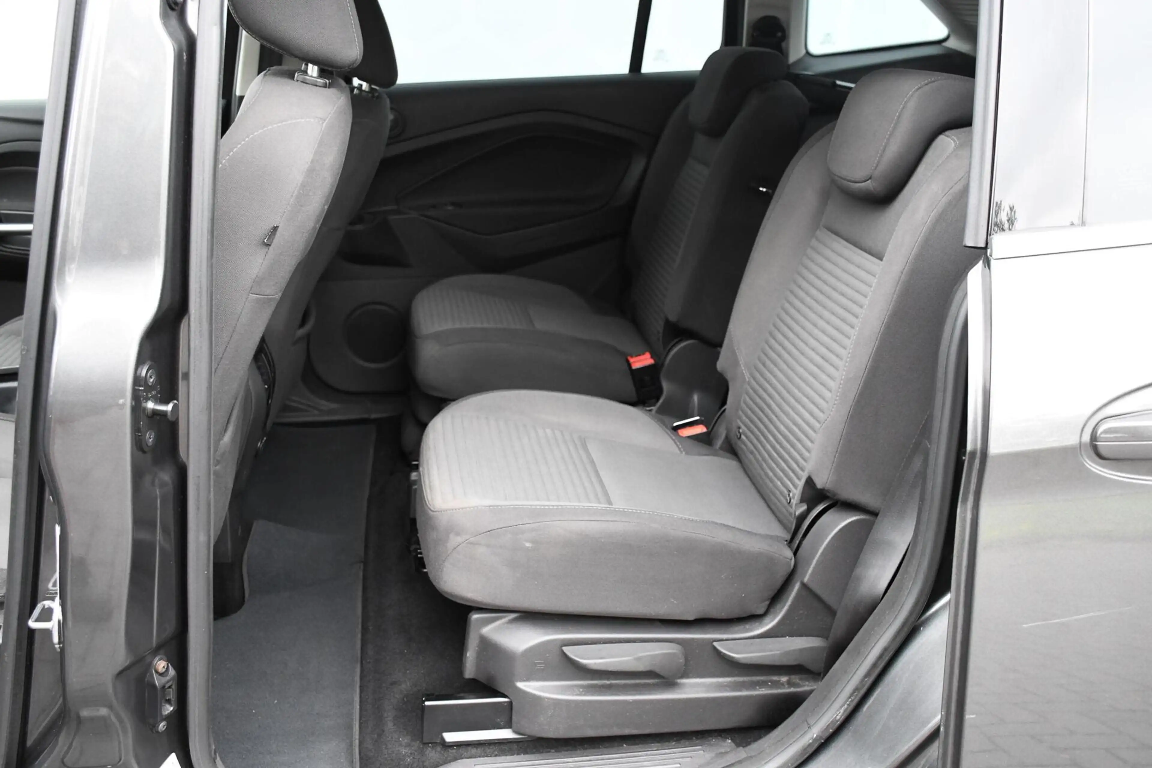 Ford Grand C-Max 1.0 Titanium Trekhaak Cruise Camera PDC — photo 14