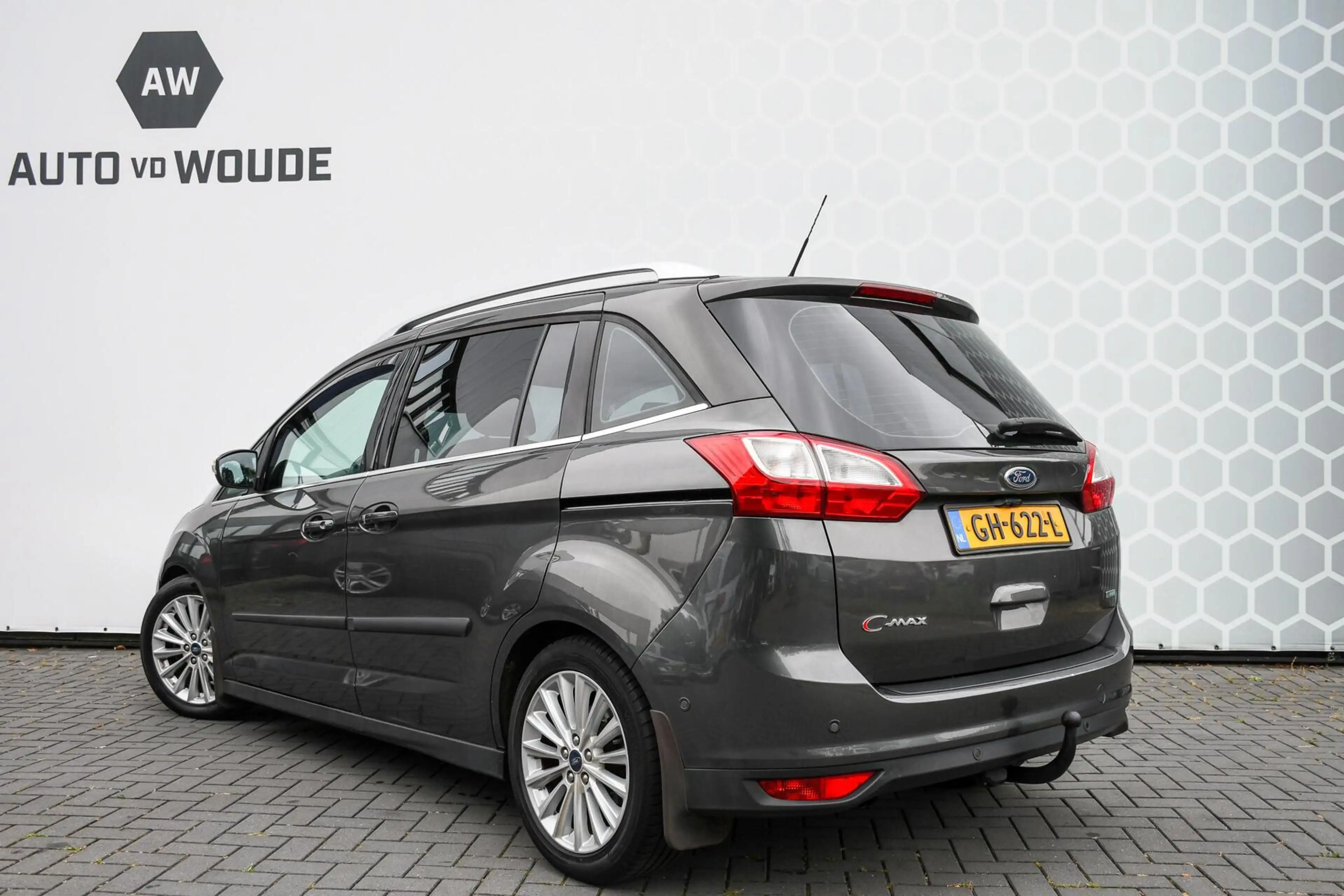 Ford Grand C-Max 1.0 Titanium Trekhaak Cruise Camera PDC — photo 32