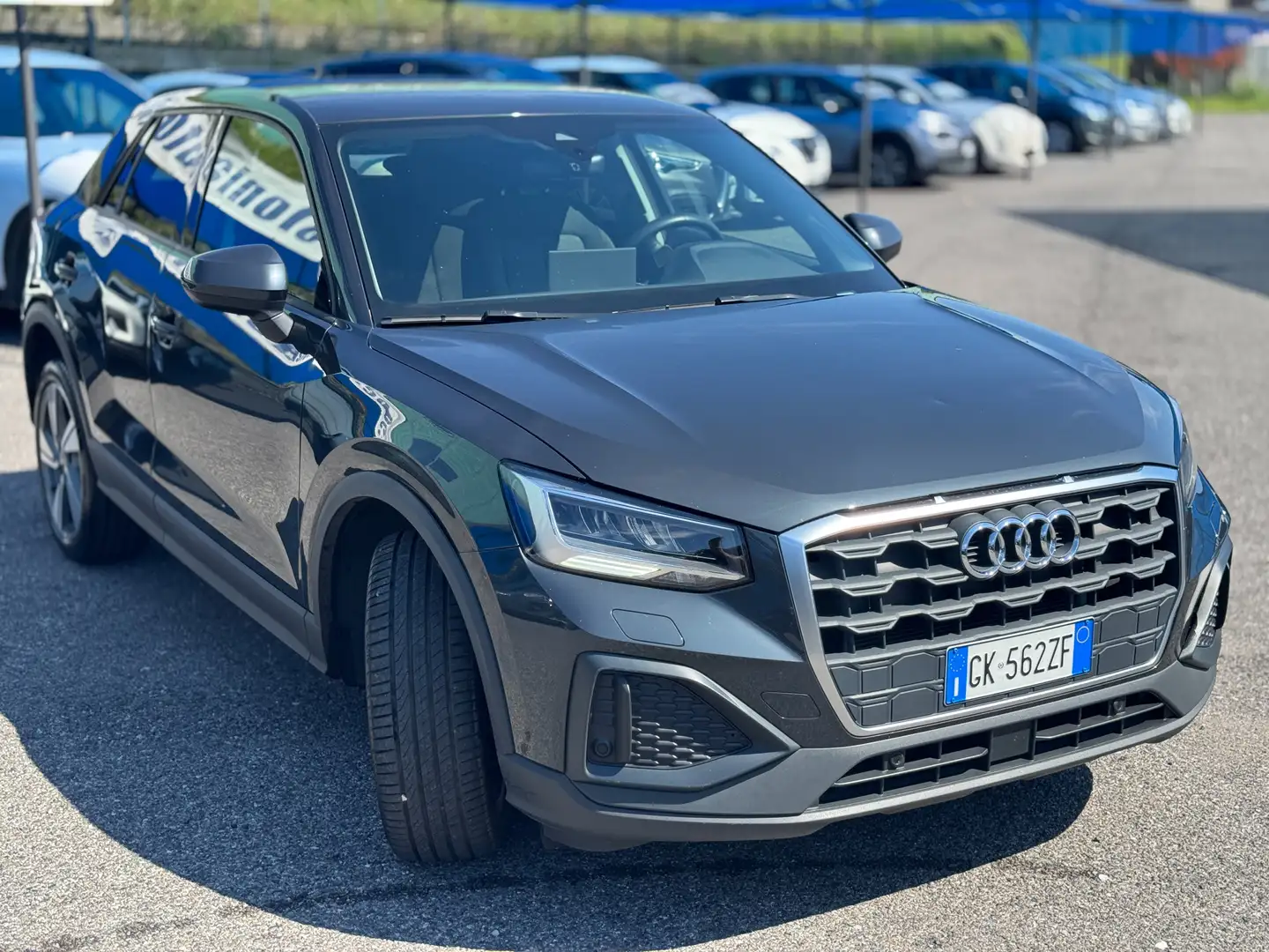 Audi Q2 30 2.0 tdi Admired s-tronic Grigio - 2